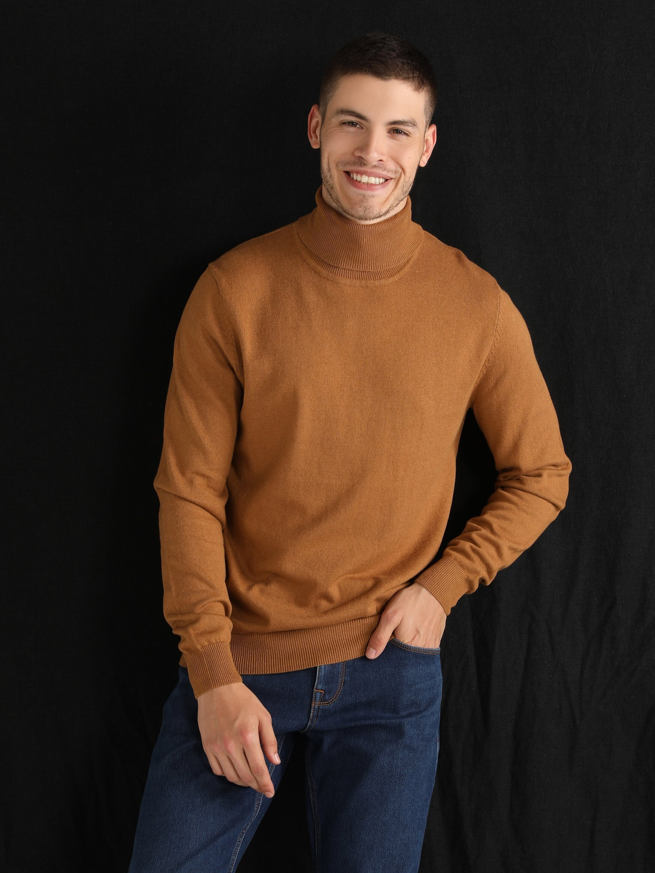 Водолазка Colin’s модель CL1023624CMM Фото