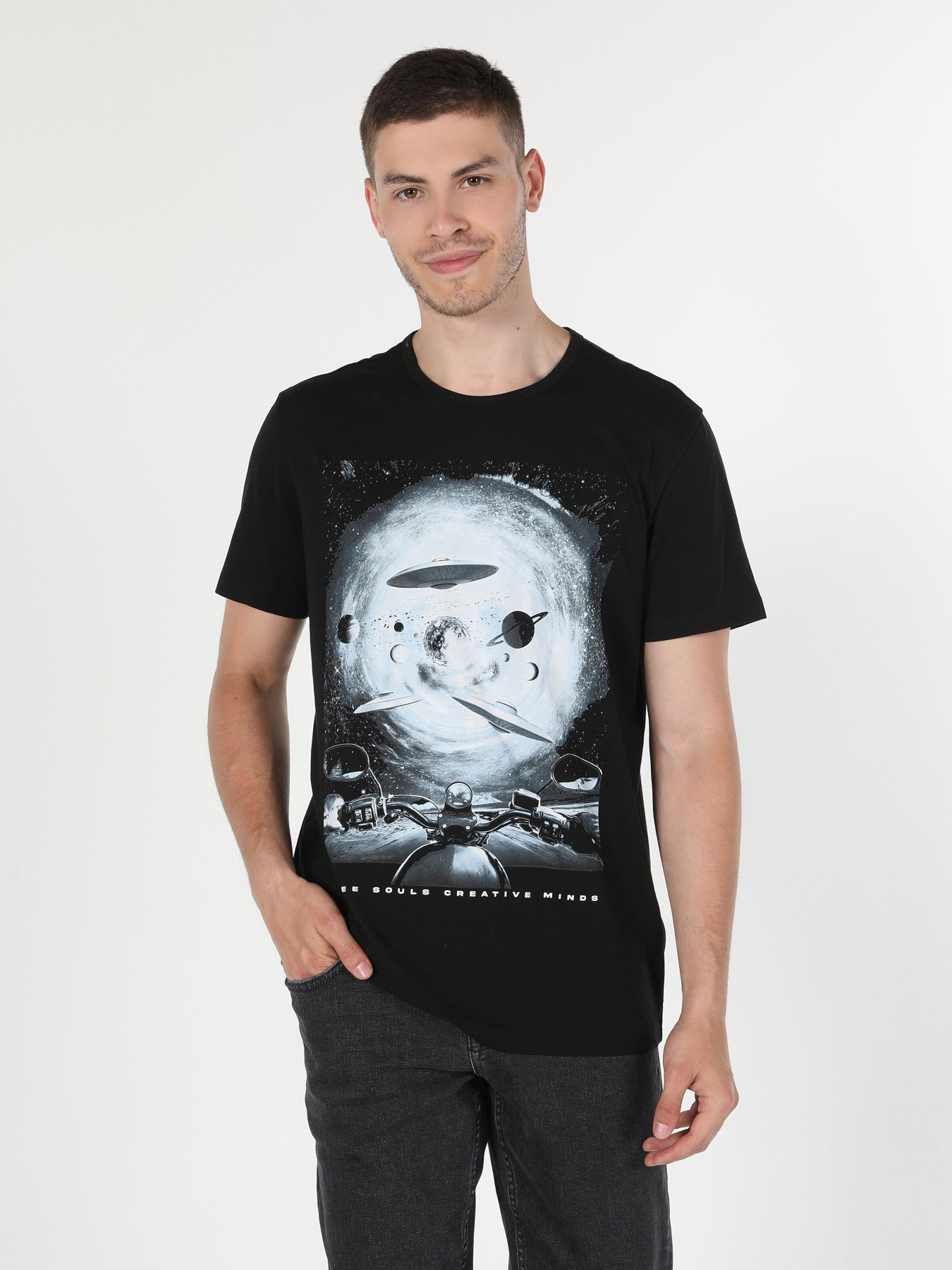 Футболка Colin’s модель CL1060048BLK Фото