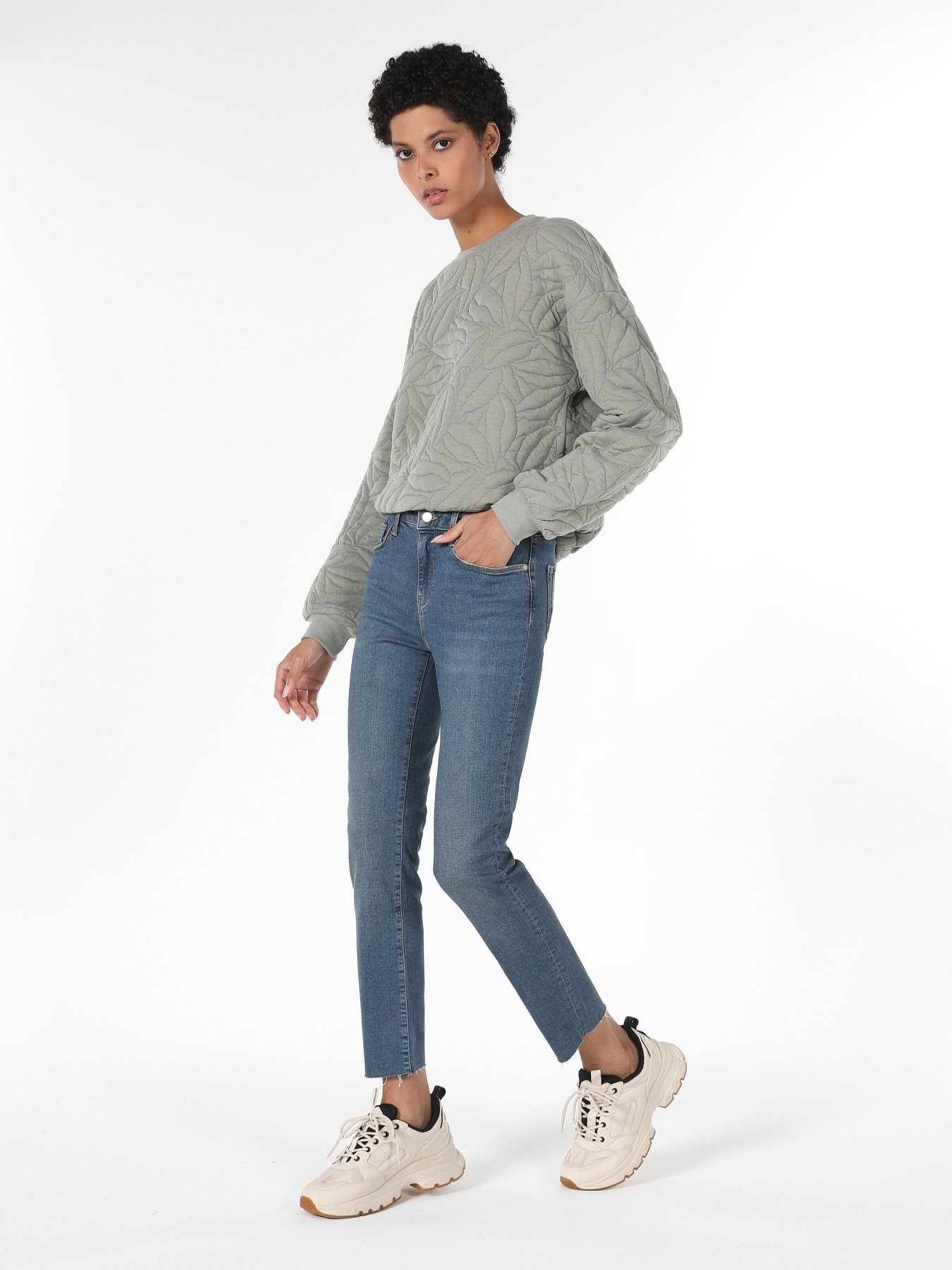 Зауженные джинсы Colin’s 703 Carla модель CL1060391DN42166 Фото