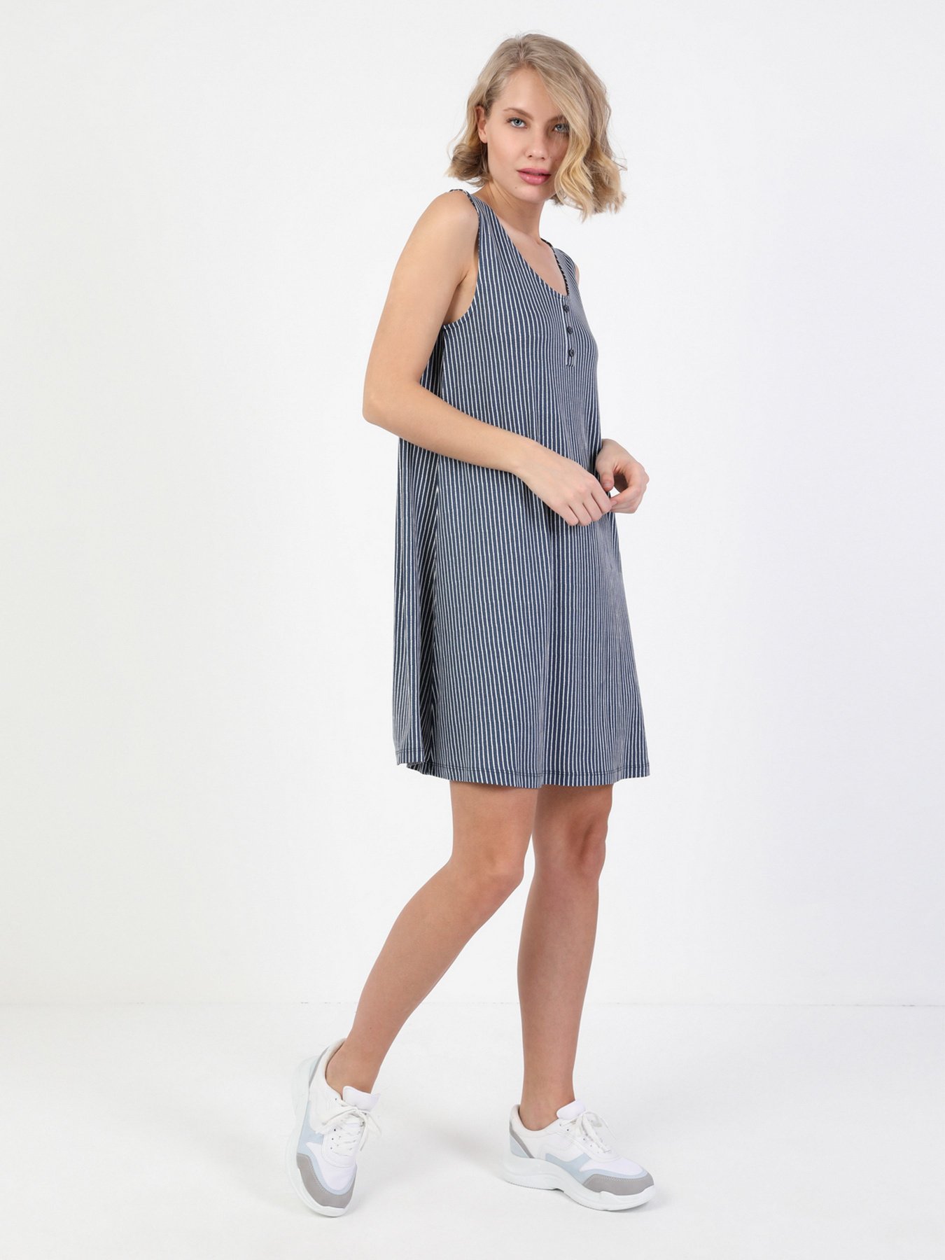 Платья Colin’s модель CL1049189NAV Фото