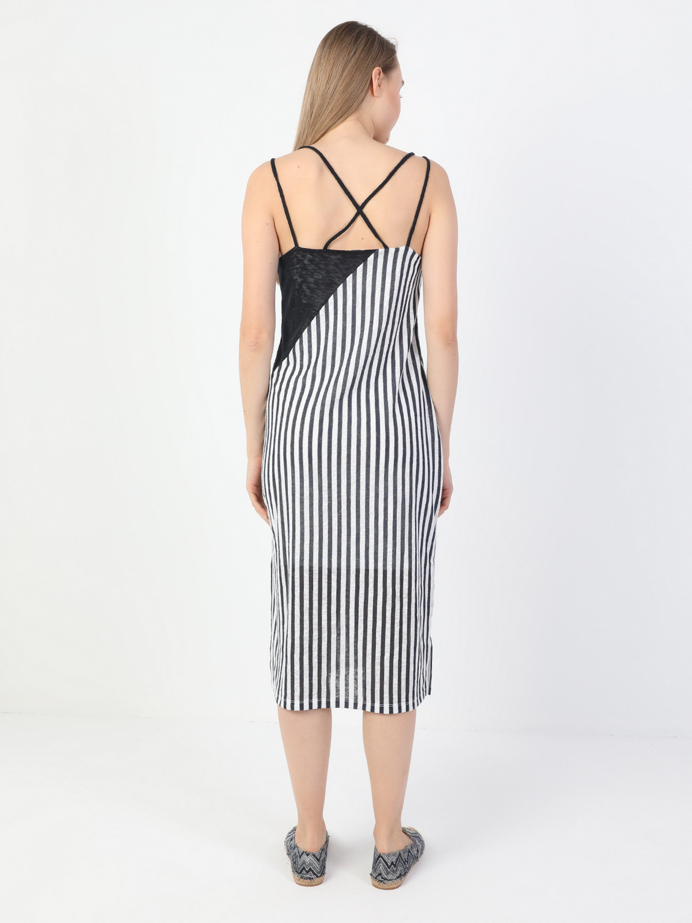 Платья Colin’s модель CL1049191NAV Фото