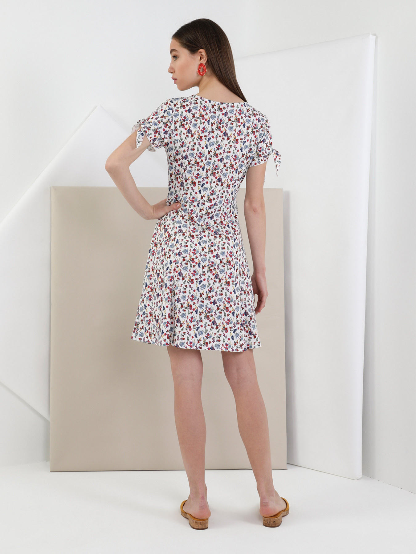 Сукня міді Colin’s модель CL1049207OFW Фото