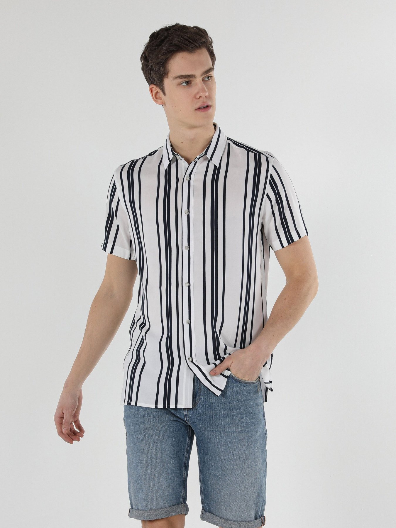 Сорочка повсякденна Colin’s модель CL1059259NAV Фото