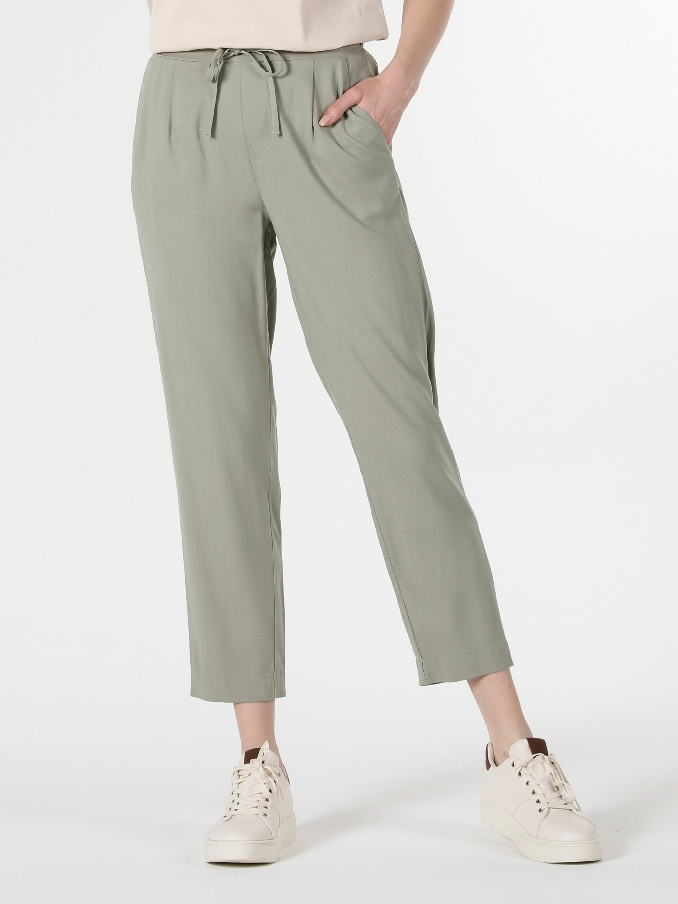 Повседневные штаны Colin’s модель CL1053353OLV Повседневные штаны Colin’s модель CL1053353OLV Фото