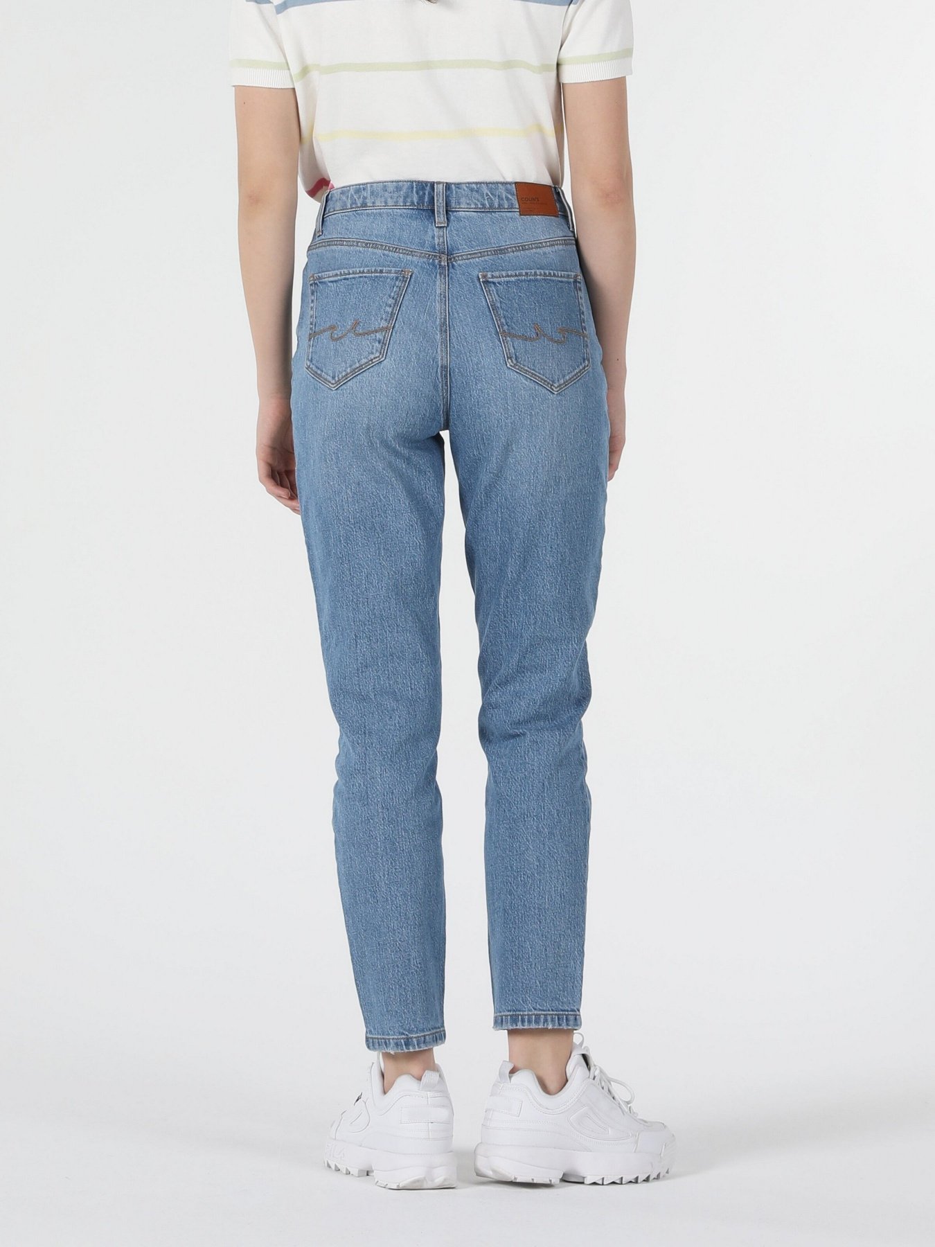 Джинсы мом Colin’s 896 Maria модель CL1059105DN41935 Фото