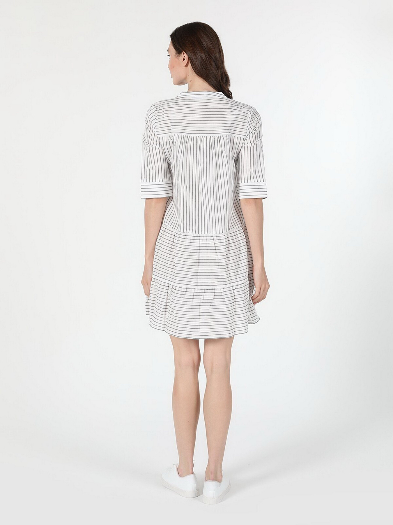 Сукня міні Colin’s модель CL1058865WHT Фото