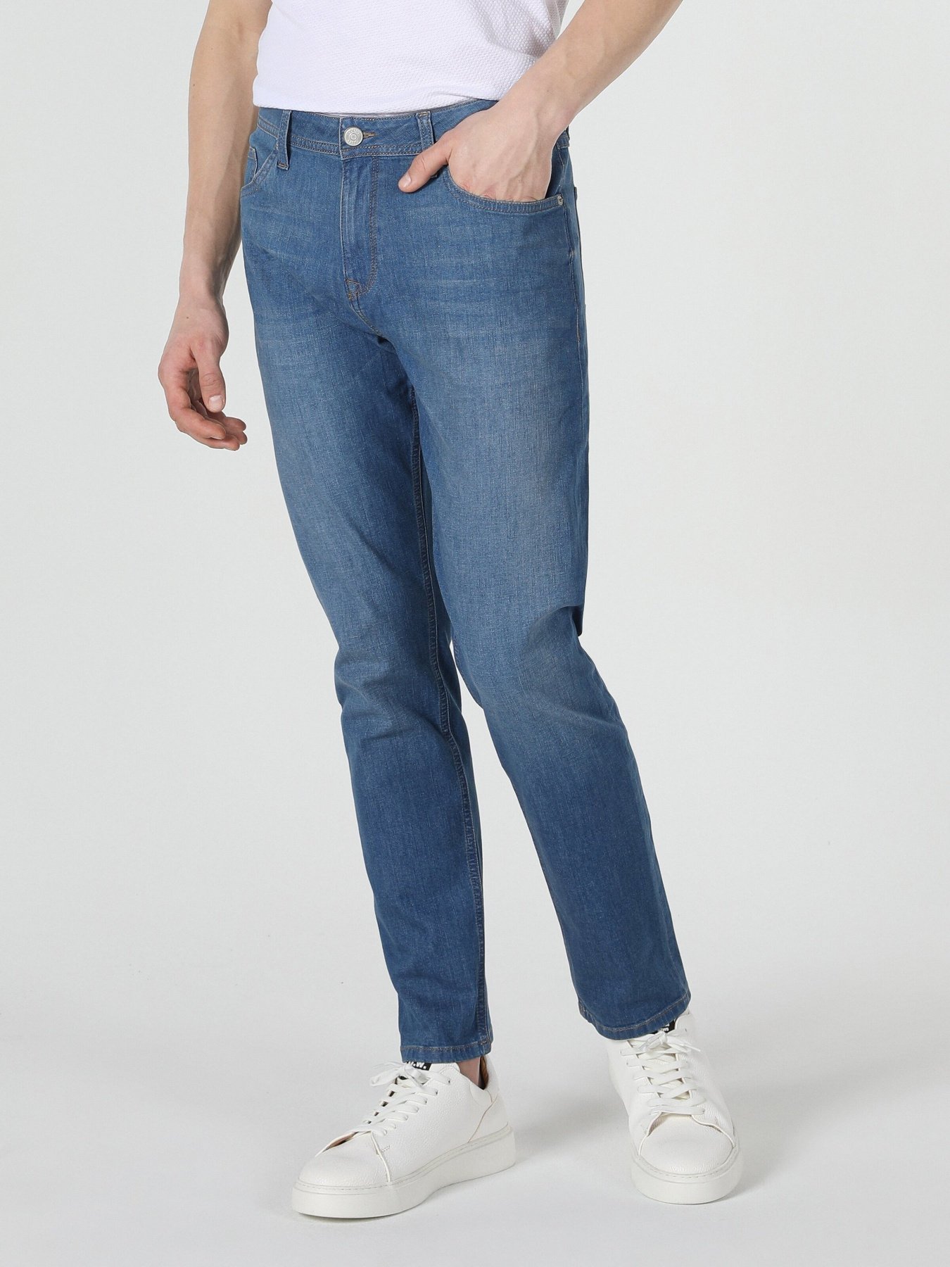 Прямі джинси Colin’s 067 Jack модель CL1058659DN41927 Прямі джинси Colin’s 067 Jack модель CL1058659DN41927 Фото