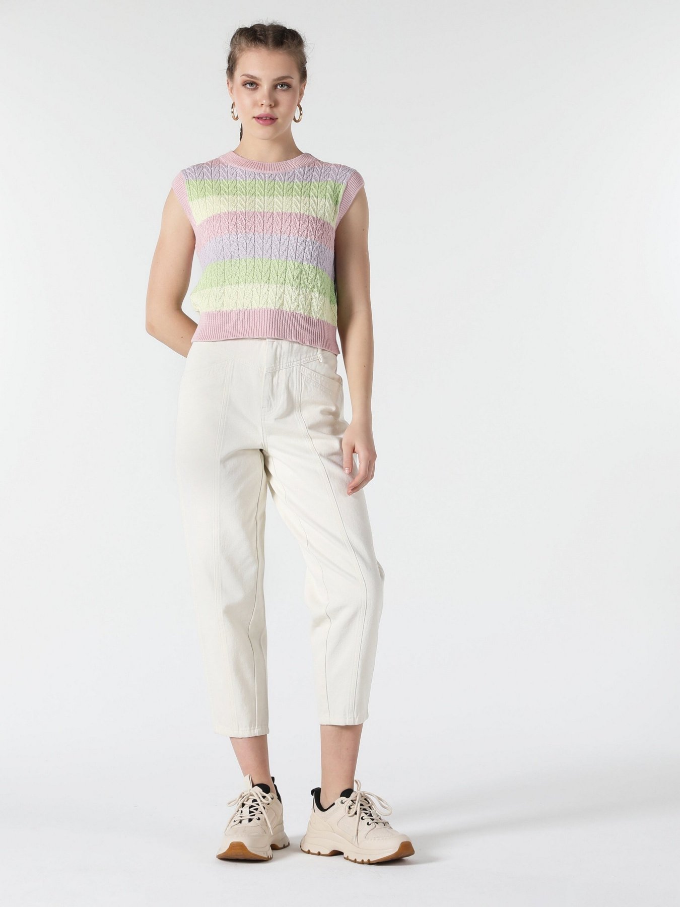 Жилет Colin’s модель CL1057392MTC Жилет Colin’s модель CL1057392MTC Фото