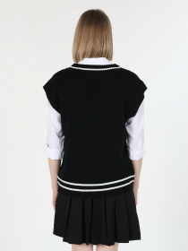 Жилет классический Colin’s модель CL1061034BLK Фото