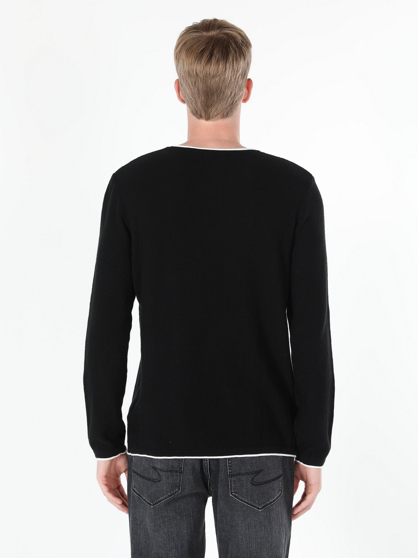 Джемпер Colin’s модель CL1056038BLK Фото