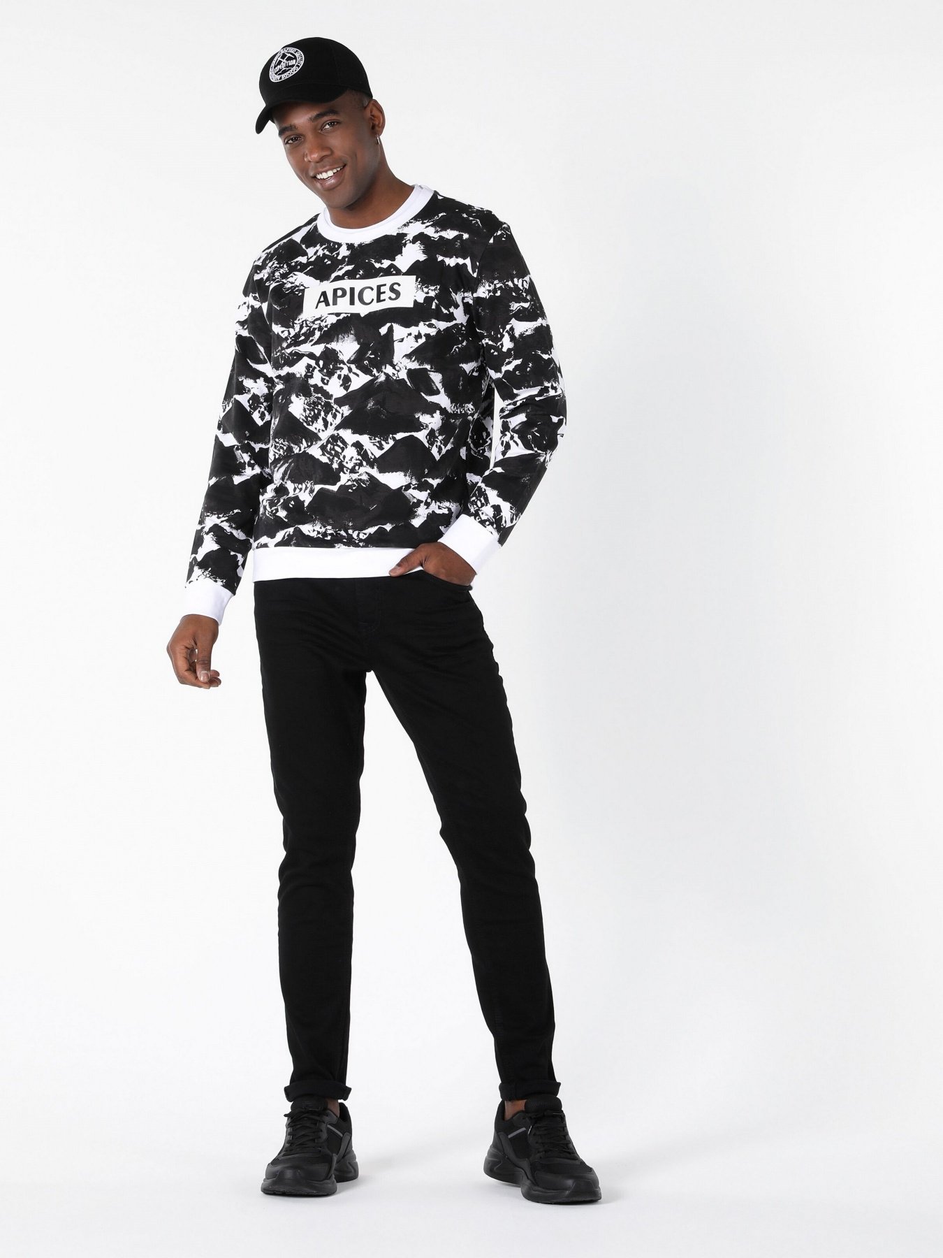 Лонгслів Colin’s модель CL1056966WHT Фото