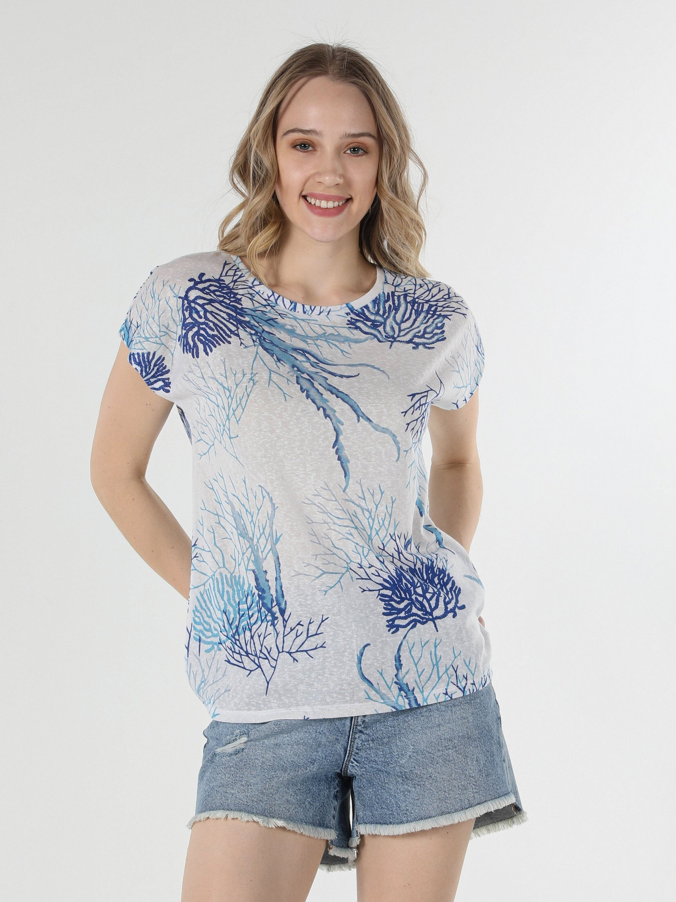 Футболка Colin’s модель CL1059024WHT Фото