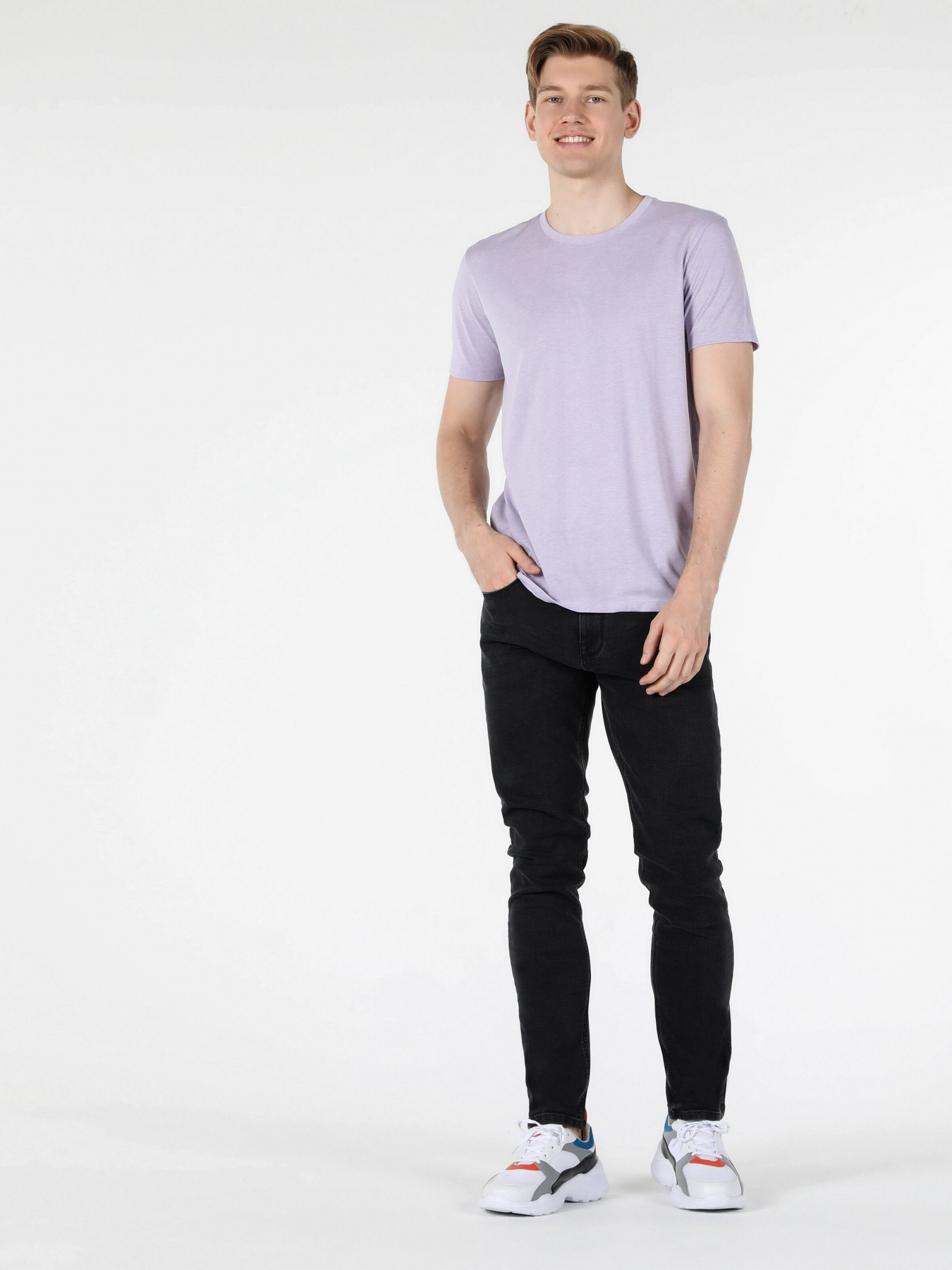 Футболка Colin’s модель CLTKTTSHM0022575PRM Фото