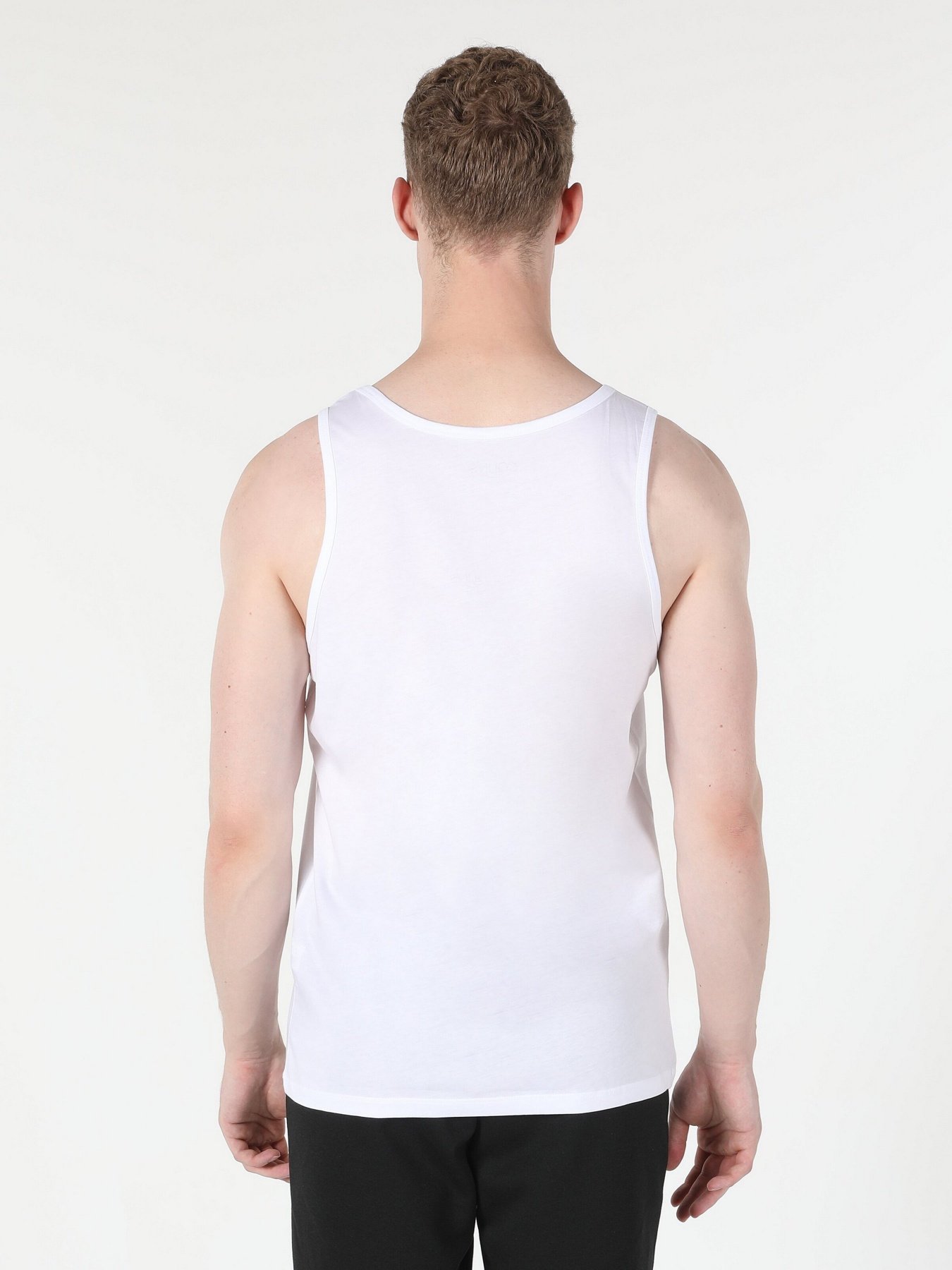 Майка Colin’s модель CL1053845WHT Майка Colin’s модель CL1053845WHT Фото