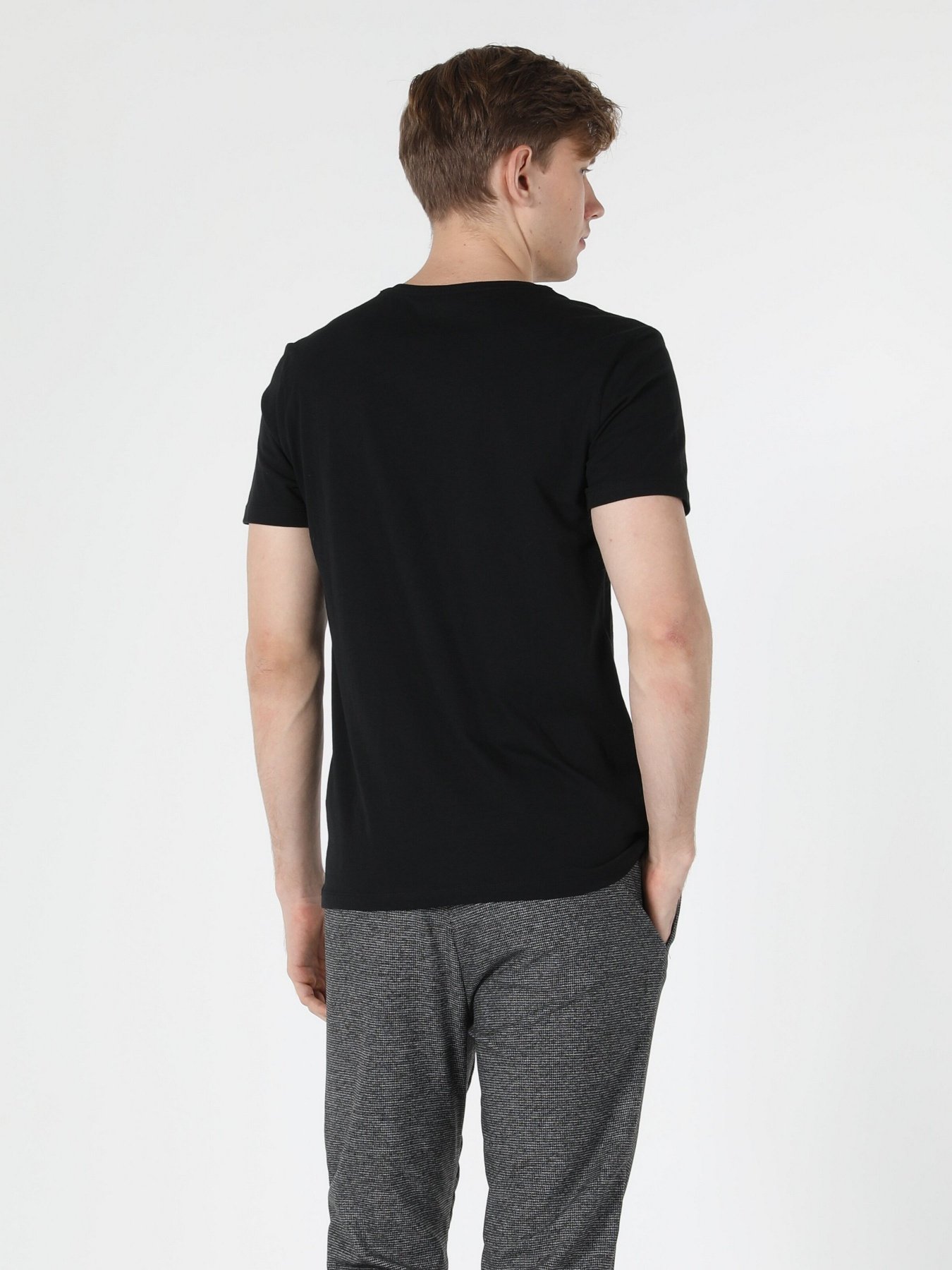 Футболка Colin’s модель CL1054891BLK Фото