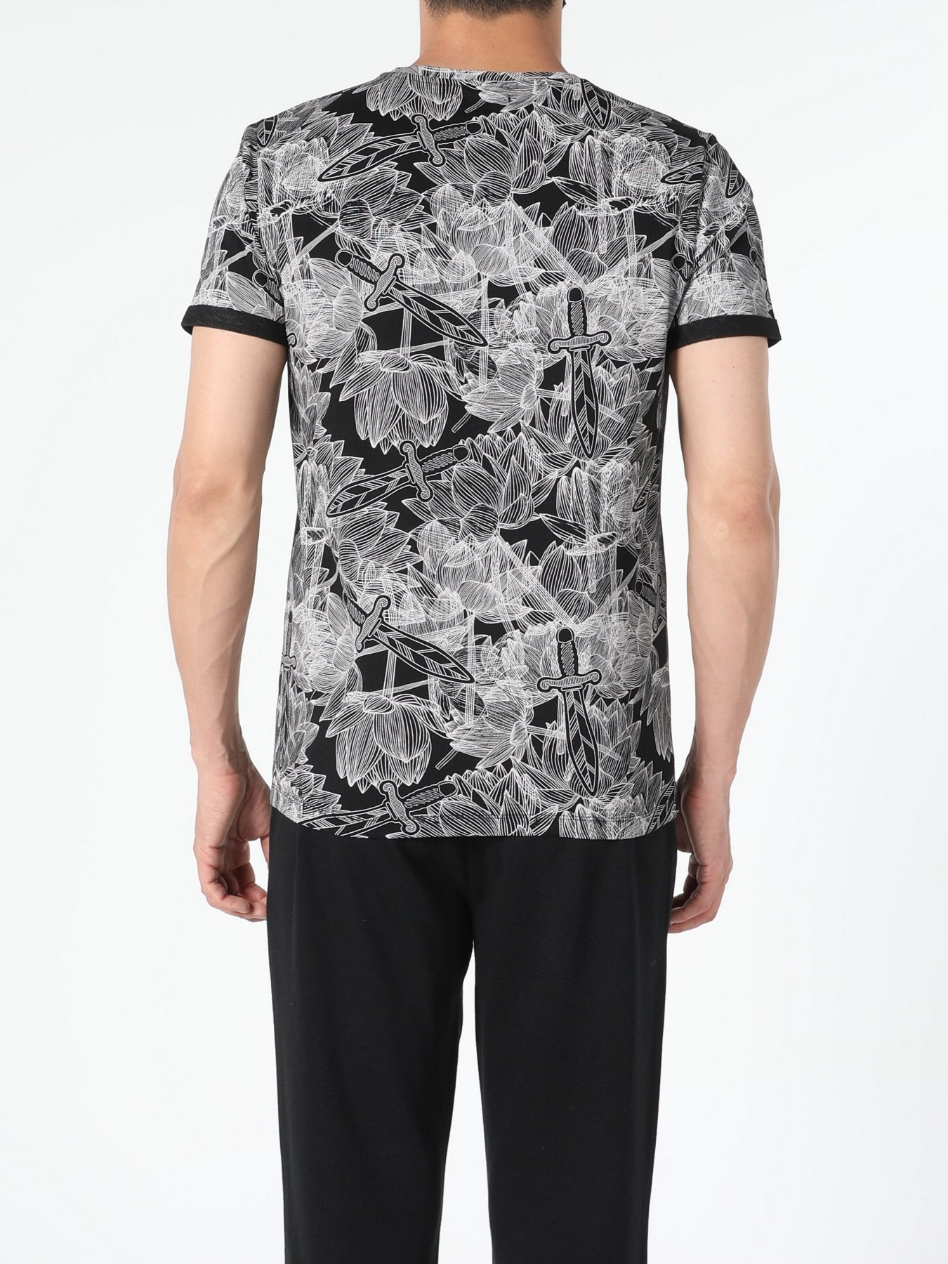 Футболка Colin’s модель CL1054907BLK Фото