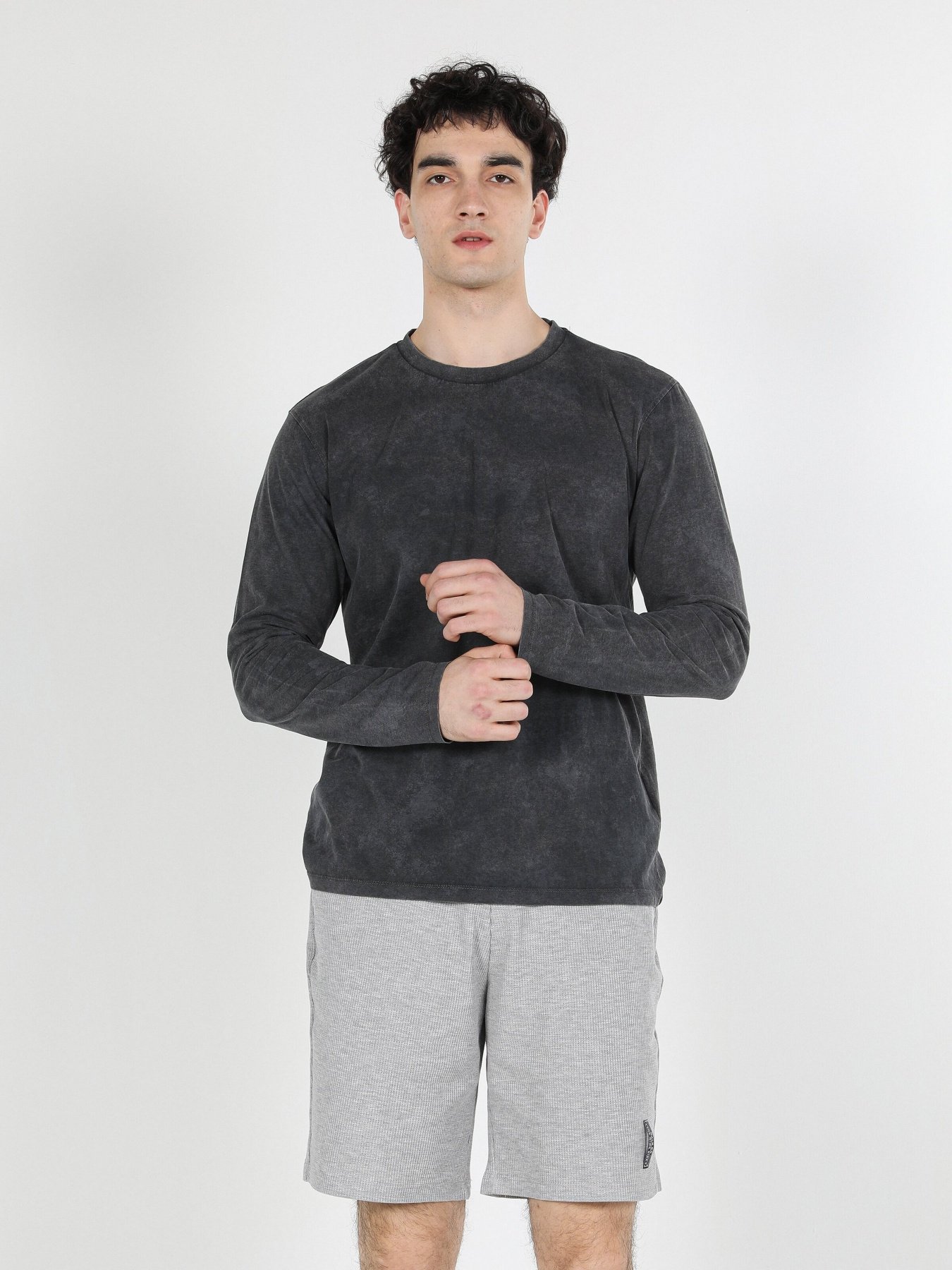 Лонгслів Colin’s модель CL1057371ANT Лонгслів Colin’s модель CL1057371ANT Фото