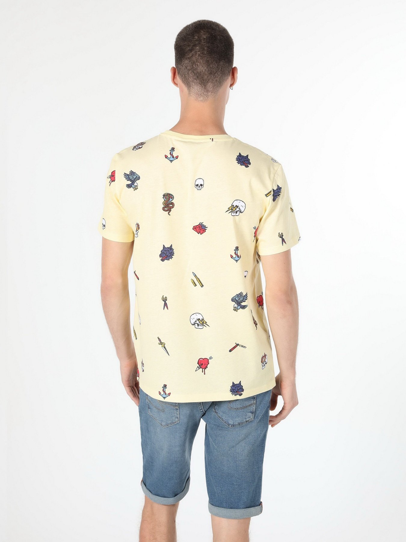 Футболка Colin’s модель CL1058663LYL Фото