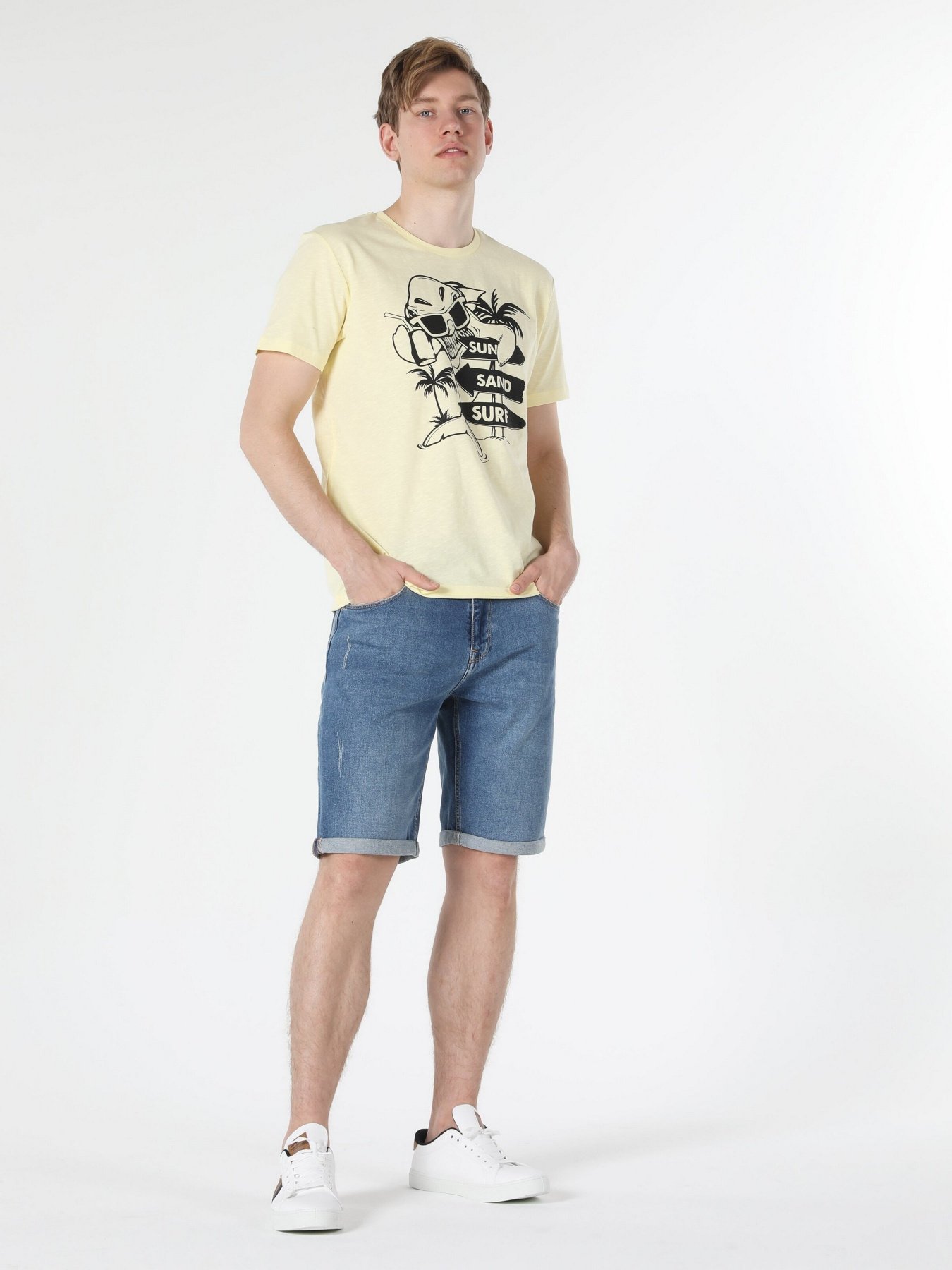 Футболка Colin’s модель CL1058713LYL Фото