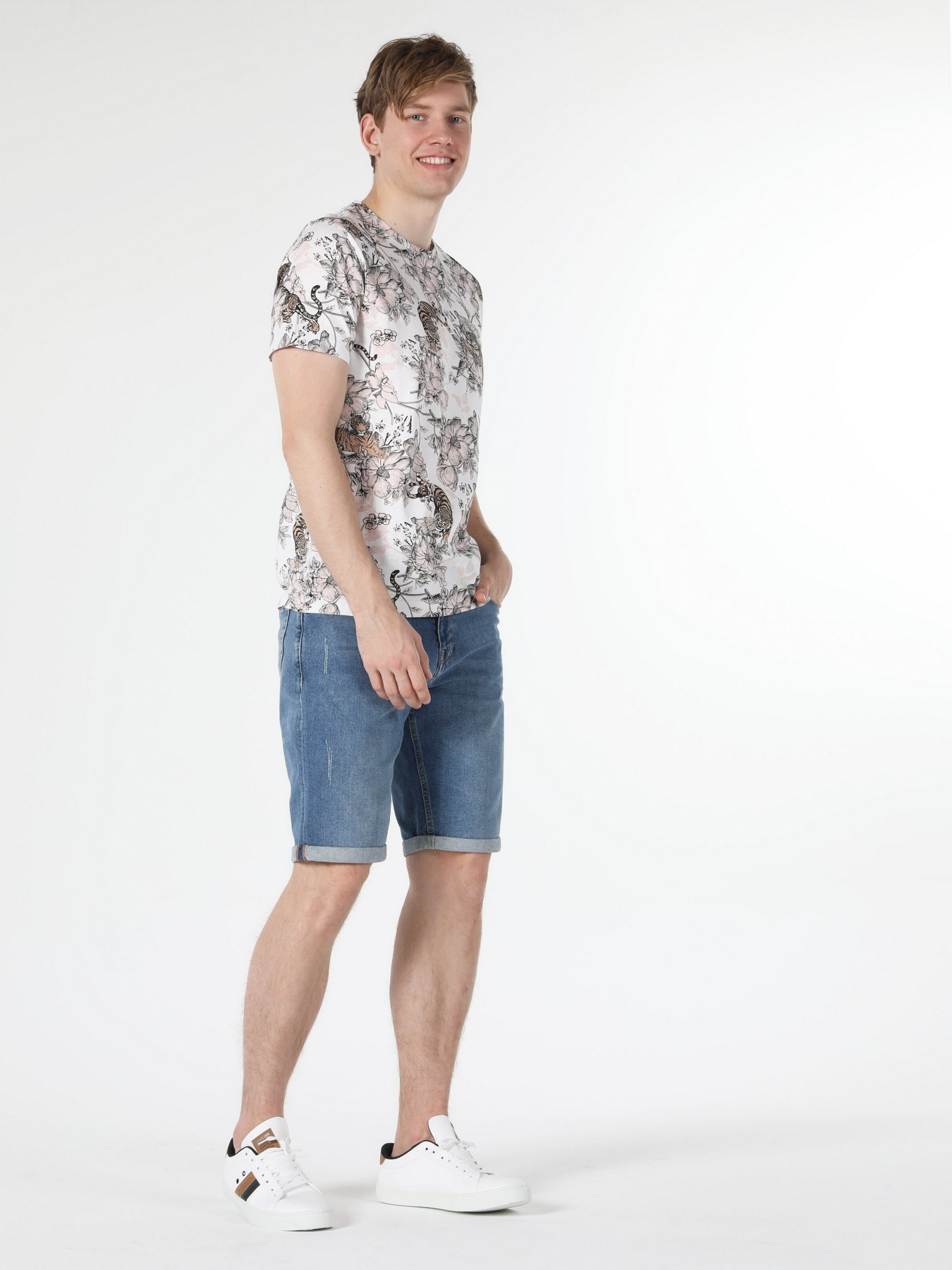 Футболка Colin’s модель CL1058719OFW Фото