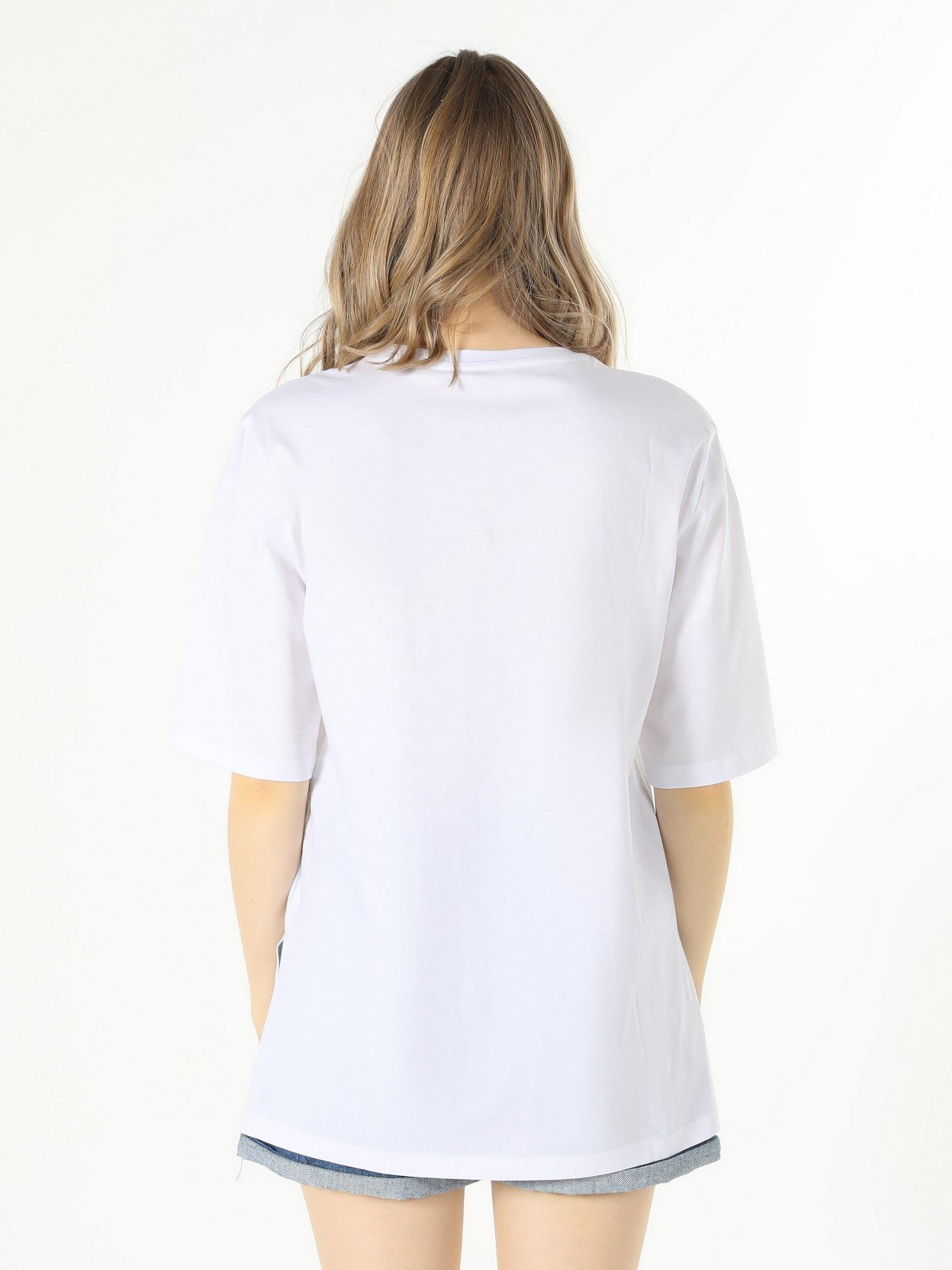 Футболка Colin’s модель CL1059005WHT Фото