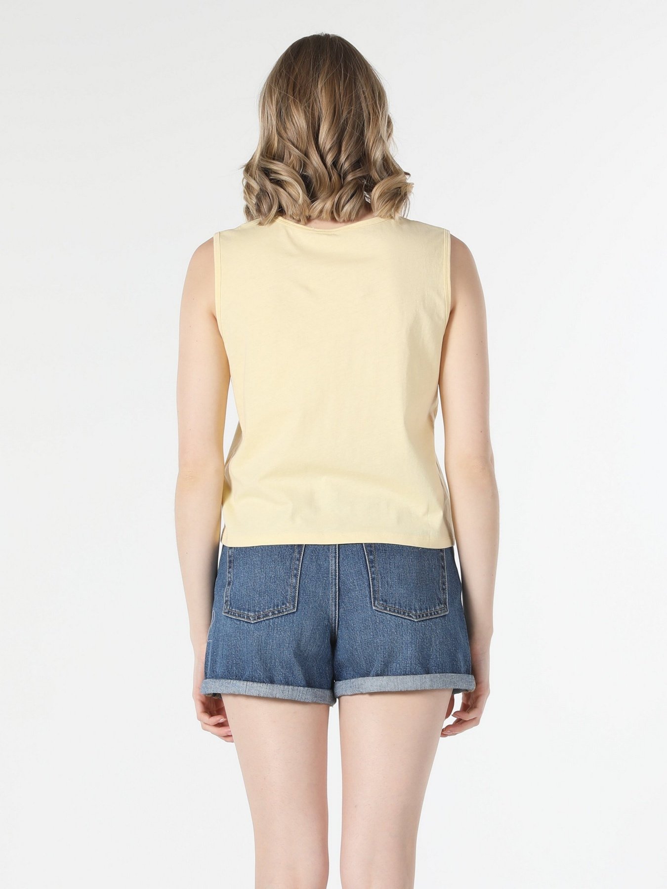 Майка Colin’s модель CL1059006LYL Фото