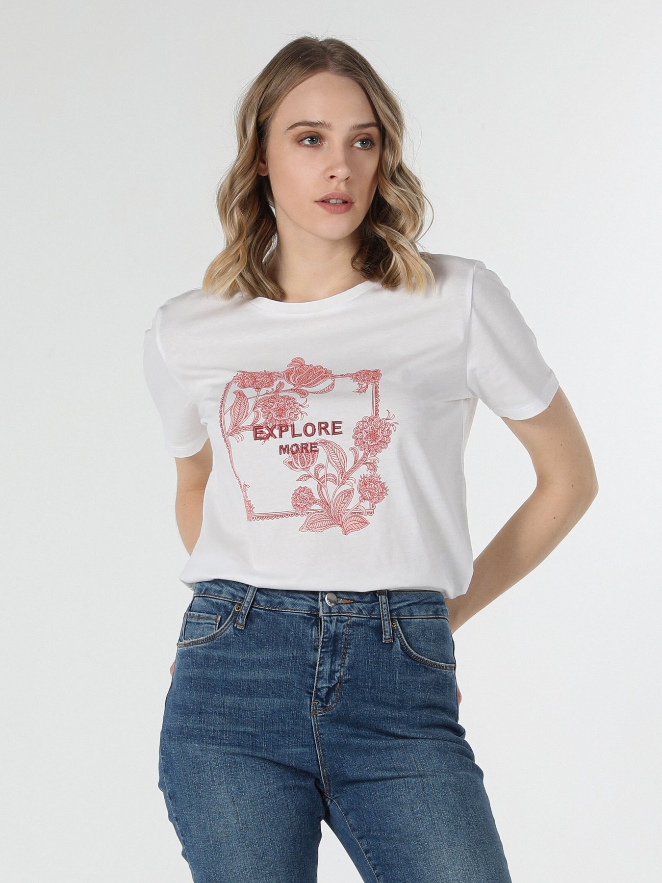 Футболка Colin’s модель CL1059033OFW Фото