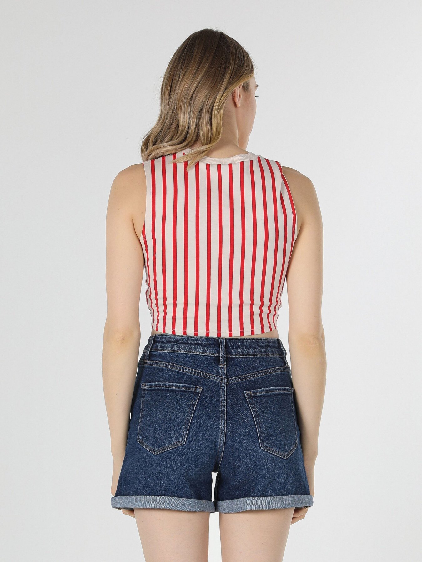 Топ Colin’s модель CL1059073CRL Фото