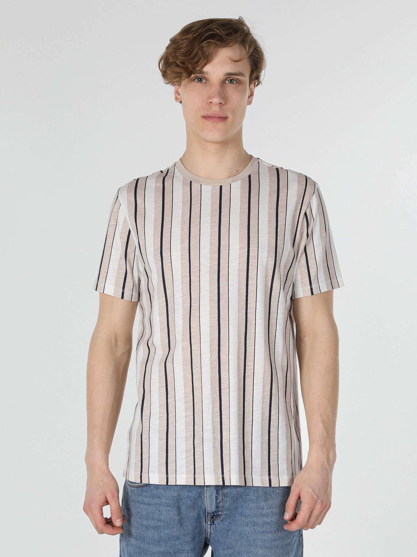 Футболка Colin’s модель CL1059115BEI Фото