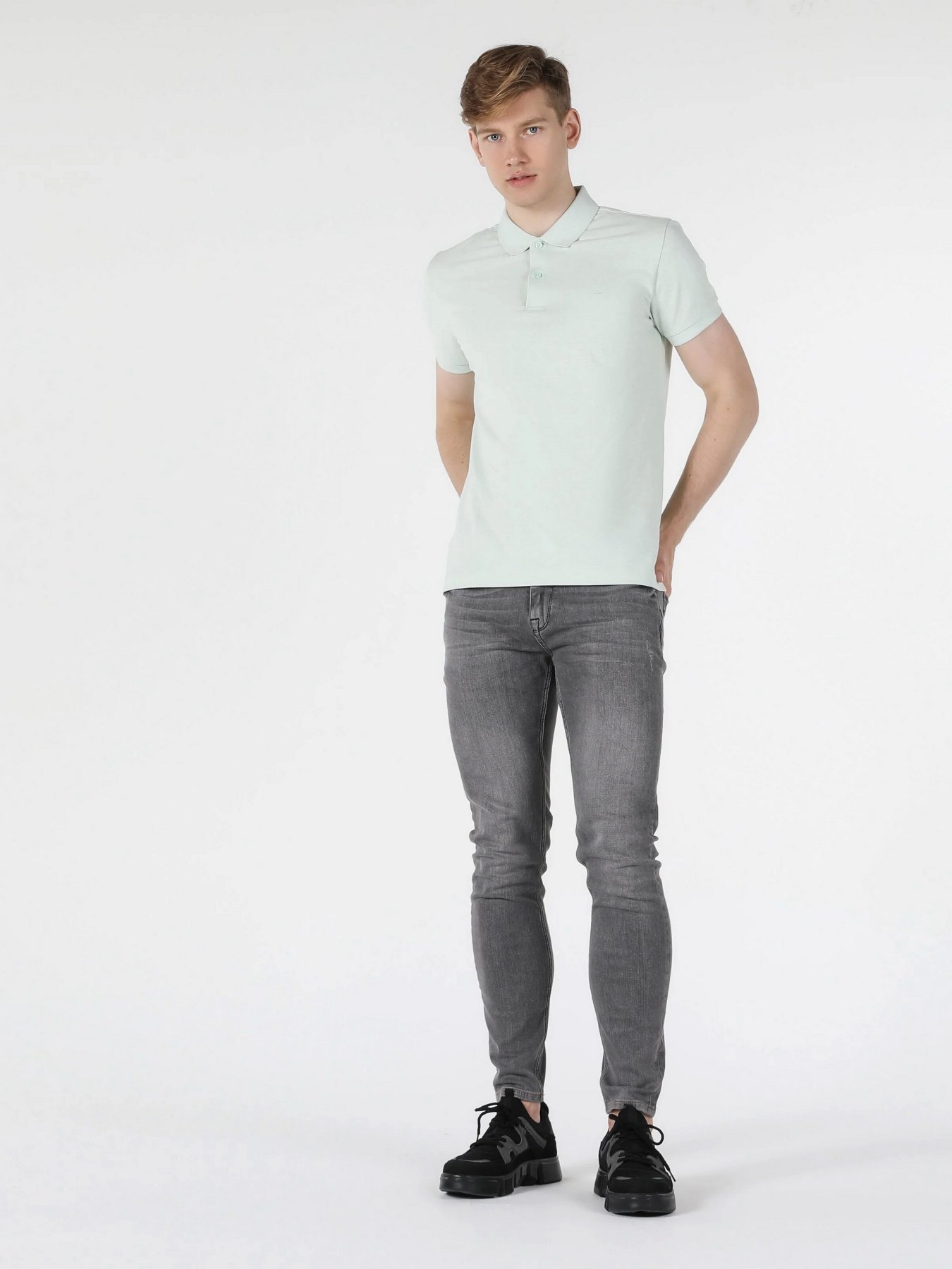 Поло Colin’s модель CLTKTTSHM0766200MGM Фото