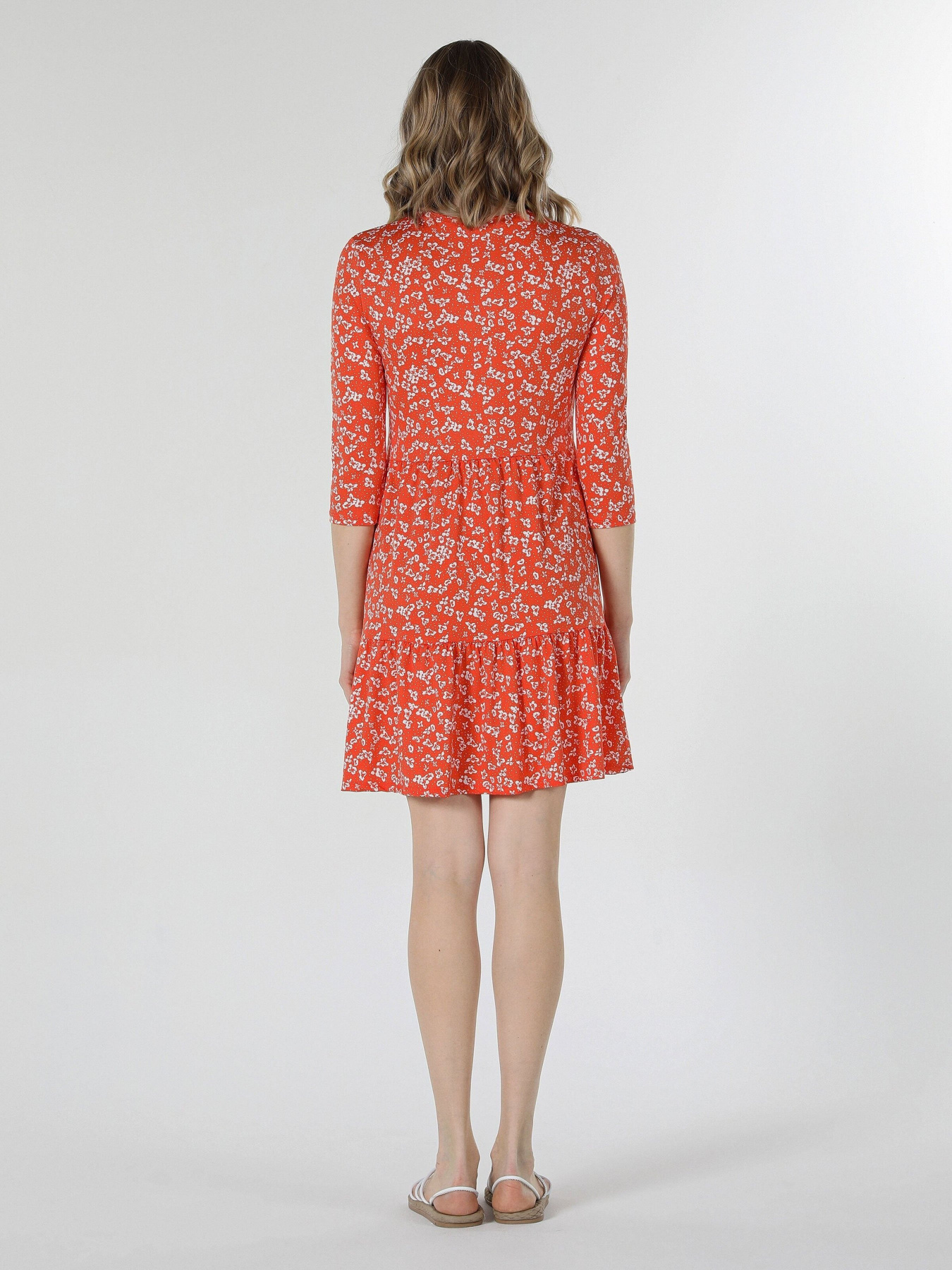 Платье мини Colin’s модель CL1057875COR Фото