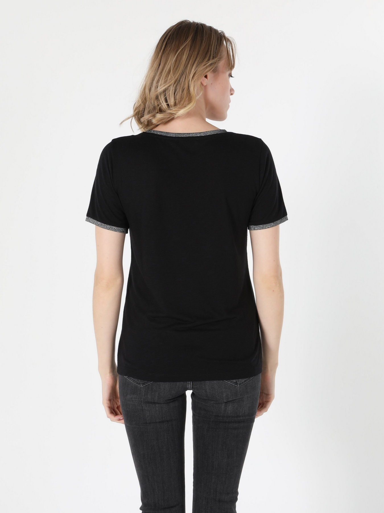 Футболка Colin’s модель CL1055192BLK Фото