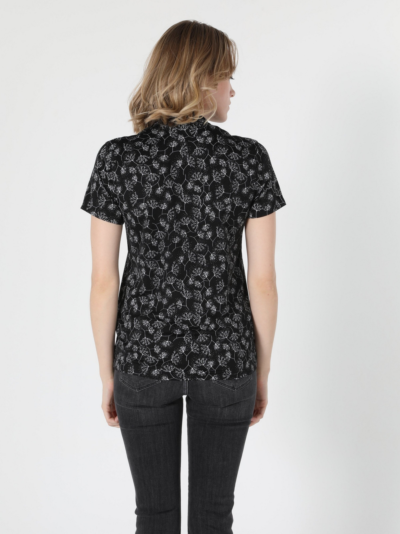 Футболка Colin’s модель CL1055433BLK Фото