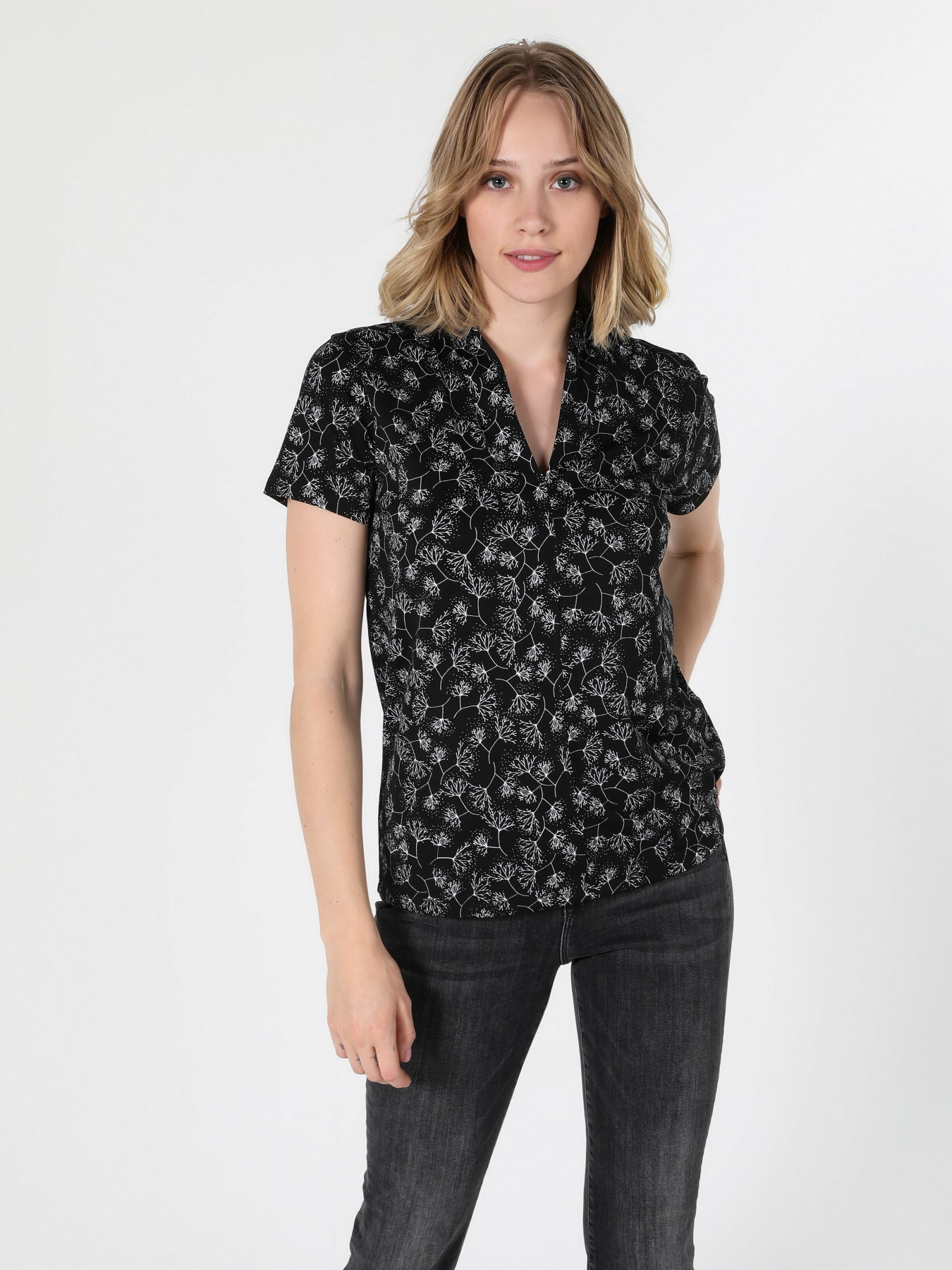 Футболка Colin’s модель CL1055433BLK Фото