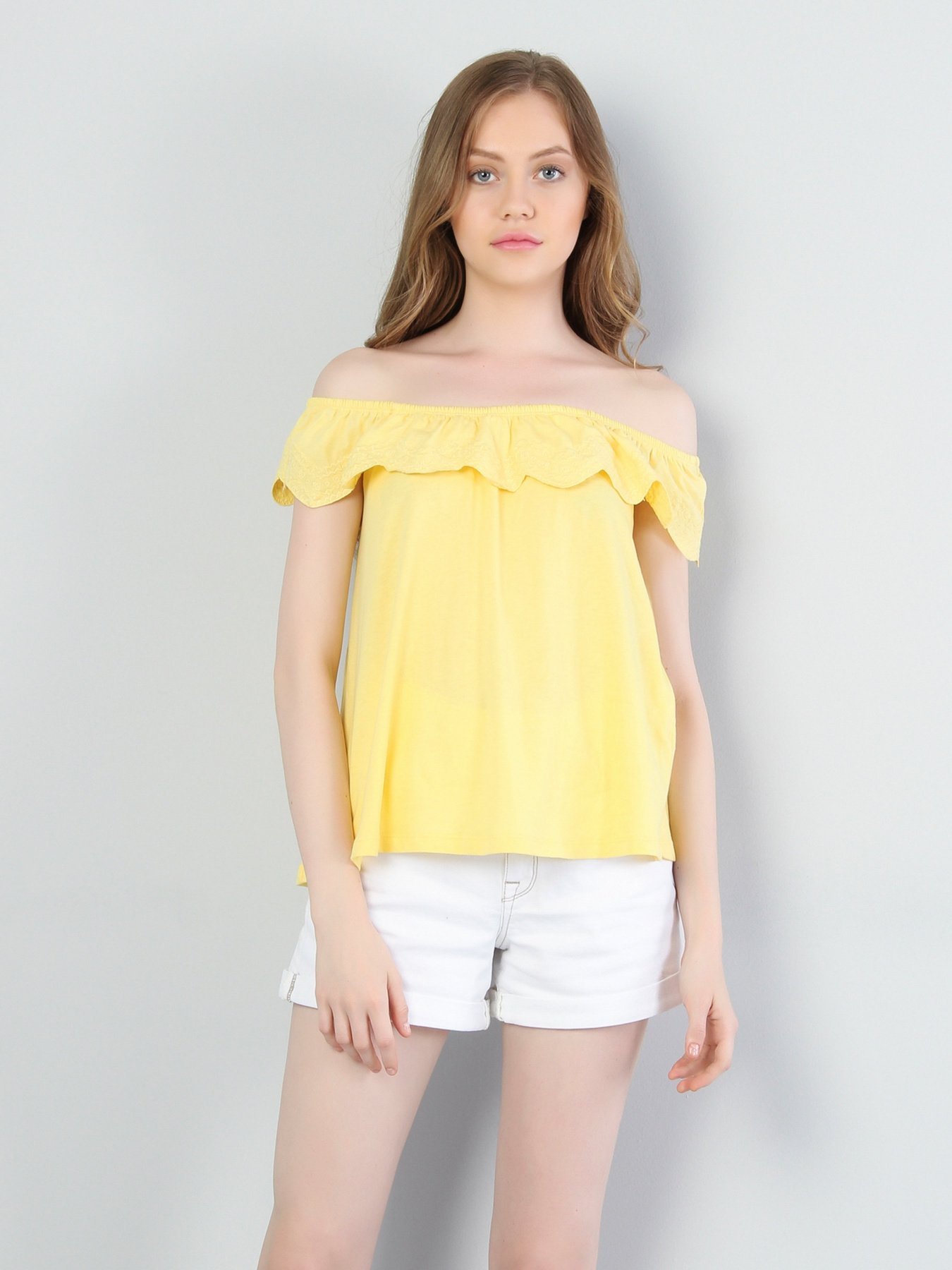 Футболки и поло Colin’s модель CL1040457YLW Футболки и поло Colin’s модель CL1040457YLW Фото