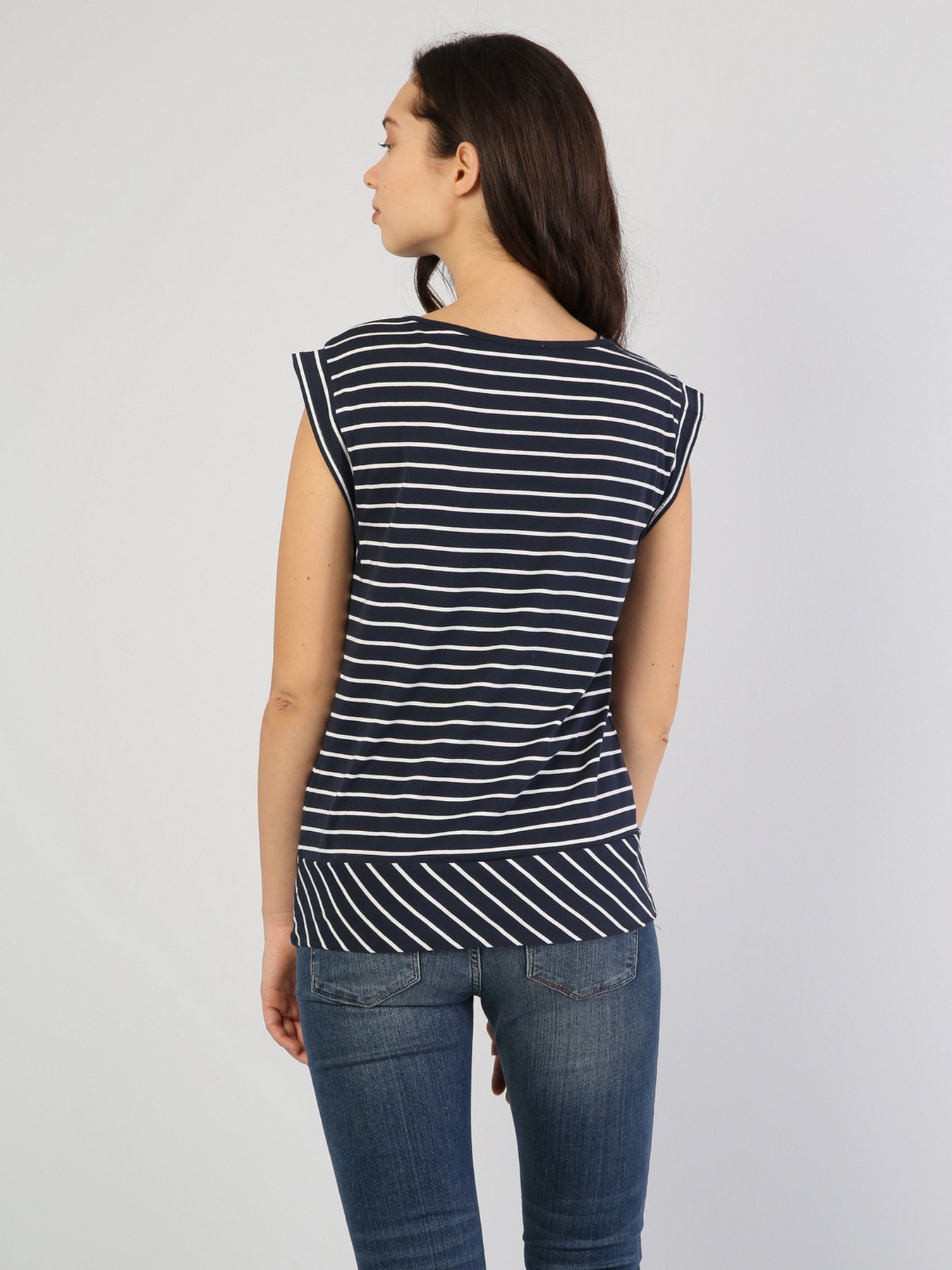 Футболки и поло Colin’s модель CL1040458NAV Фото