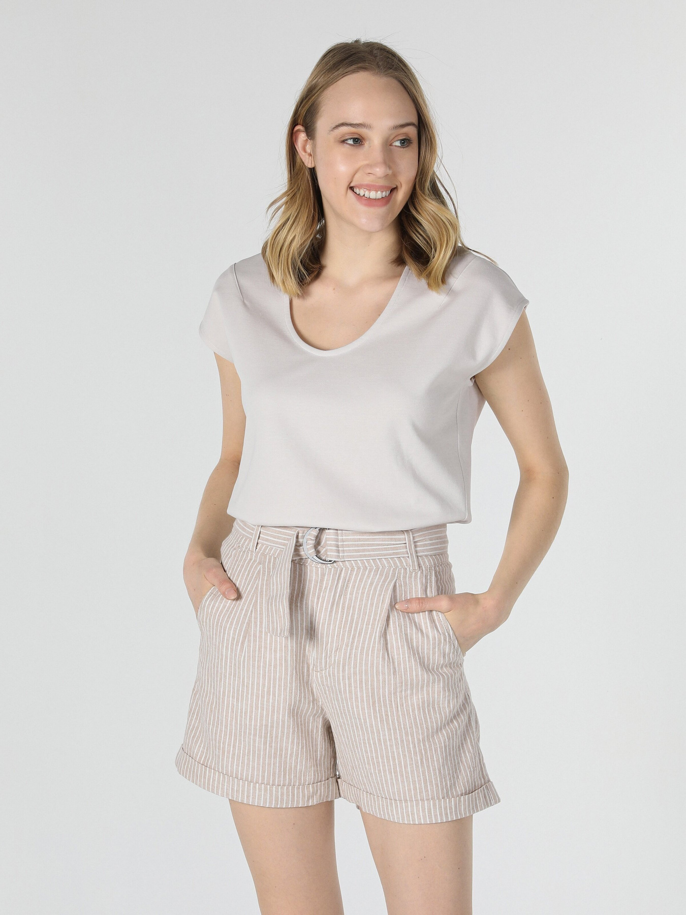 Футболка Colin’s модель CL1059021OFW Фото