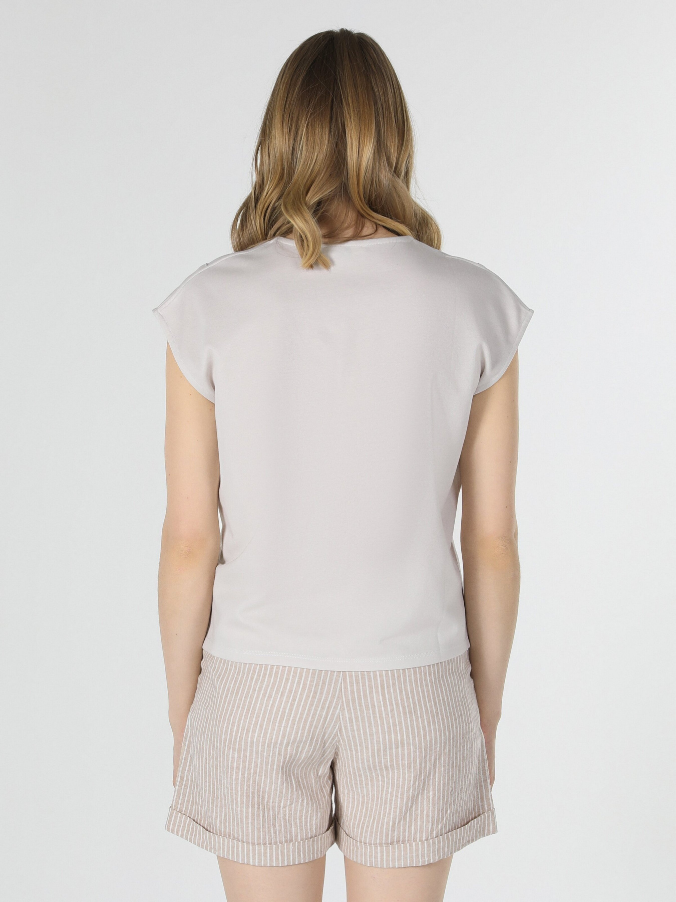 Футболка Colin’s модель CL1059021OFW Фото