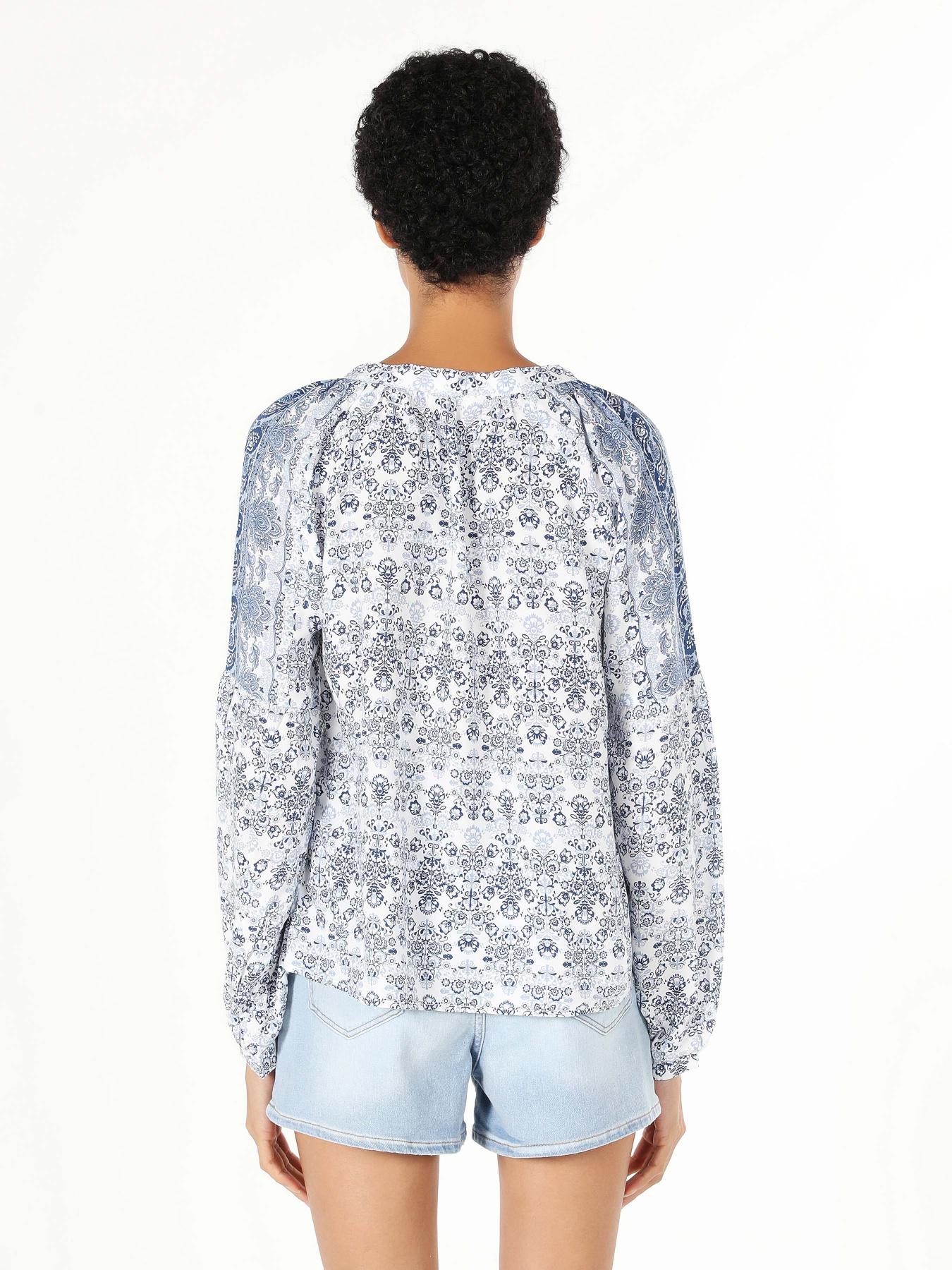 Блуза Colin’s модель CL1057614BLE Блуза Colin’s модель CL1057614BLE Фото