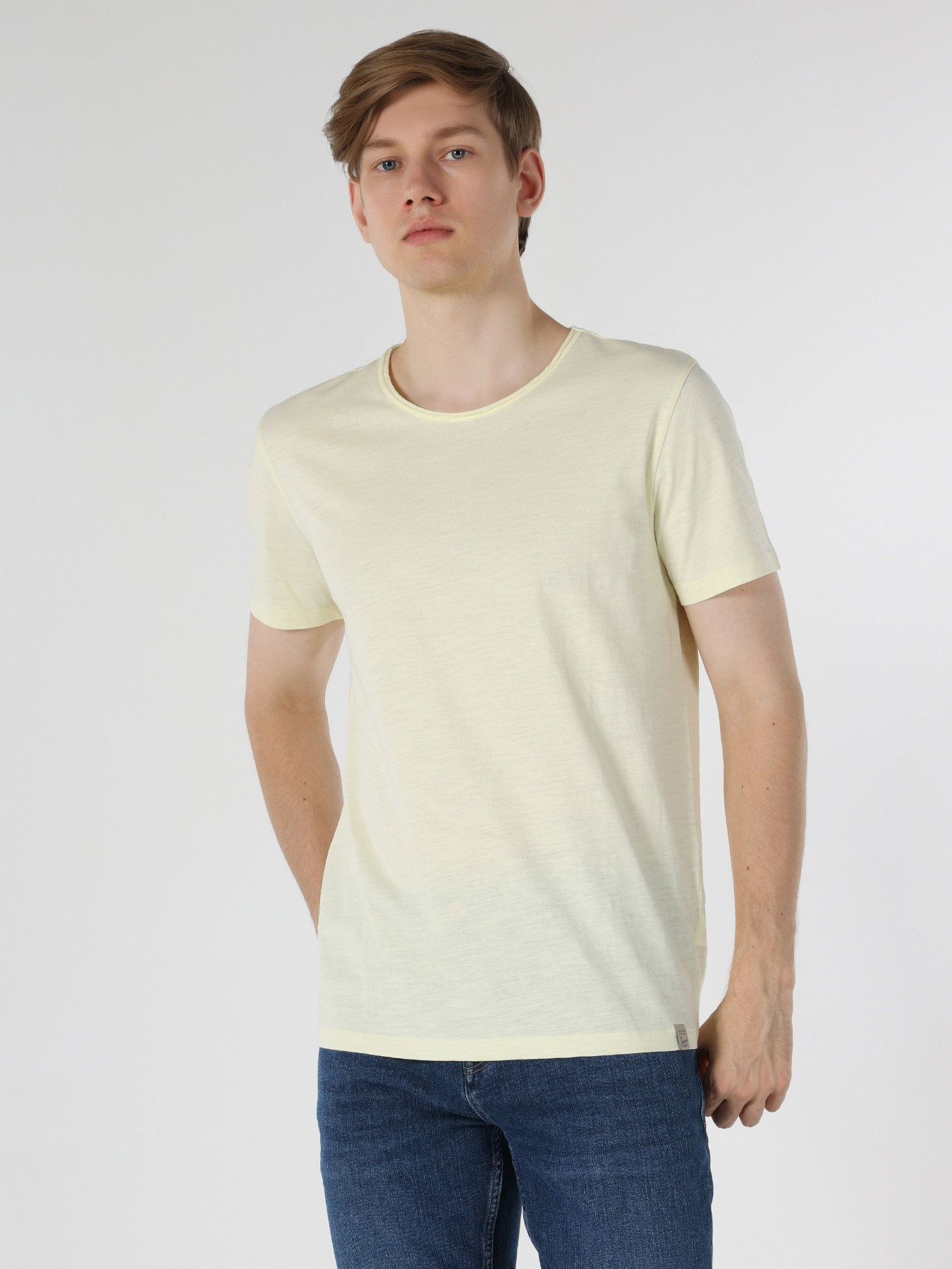 Футболка Colin’s модель CL1058580LYL Фото