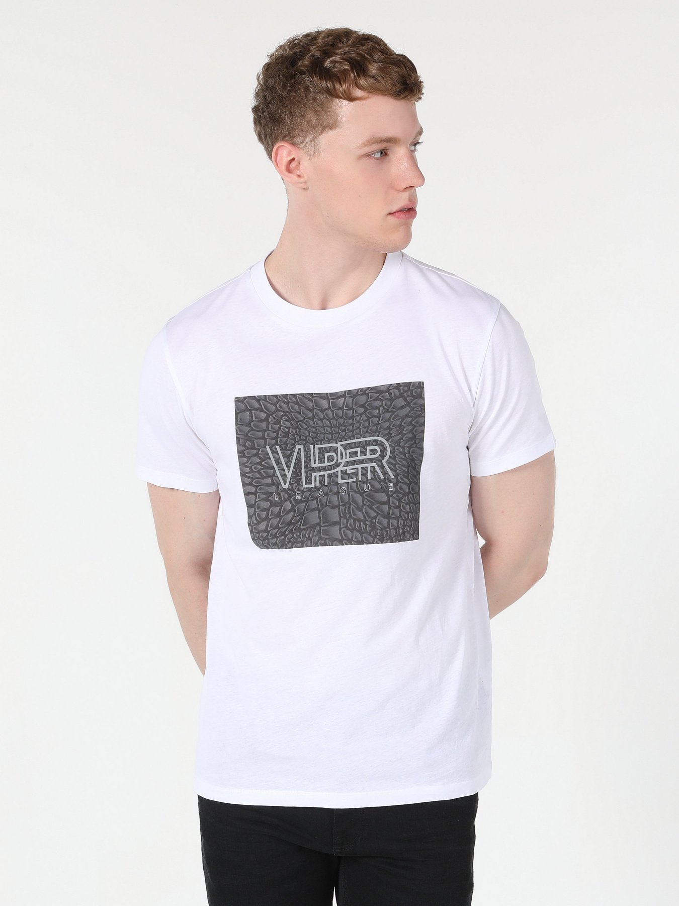 Футболка Colin’s модель CL1059642WHT Фото