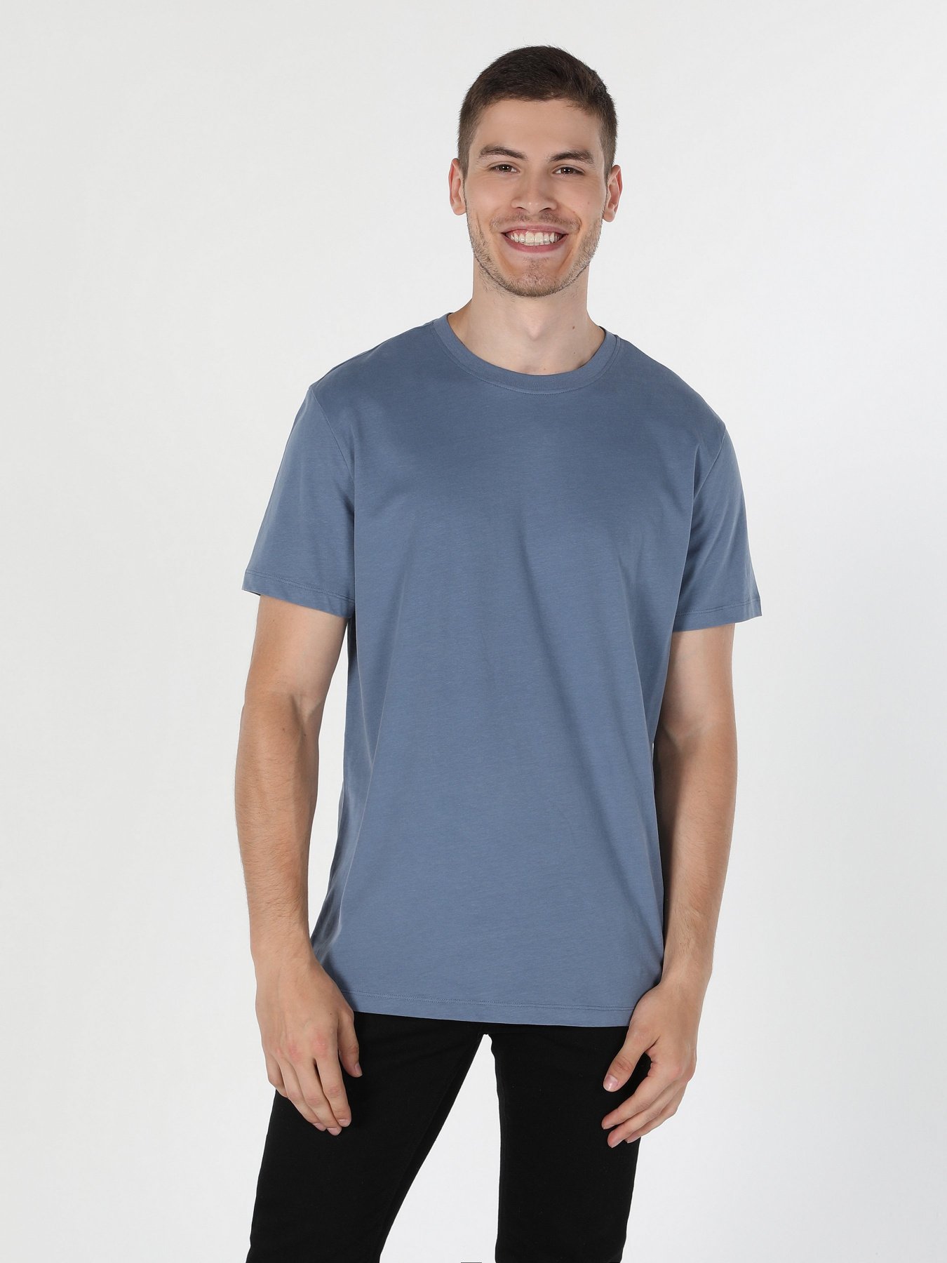 Футболка Colin’s модель CL1059868BLE Фото