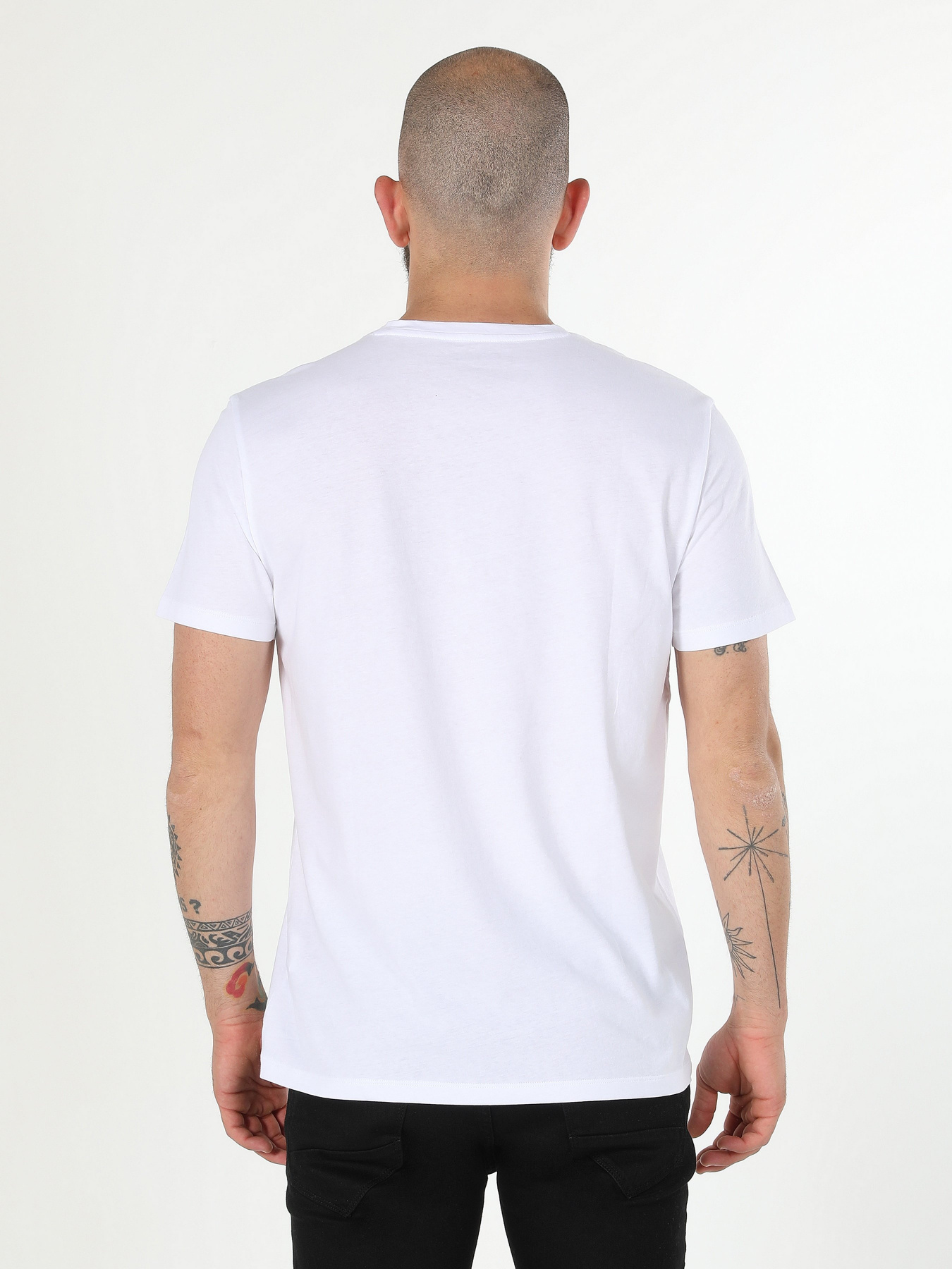 Футболка Colin’s модель CL1059892WHT Фото