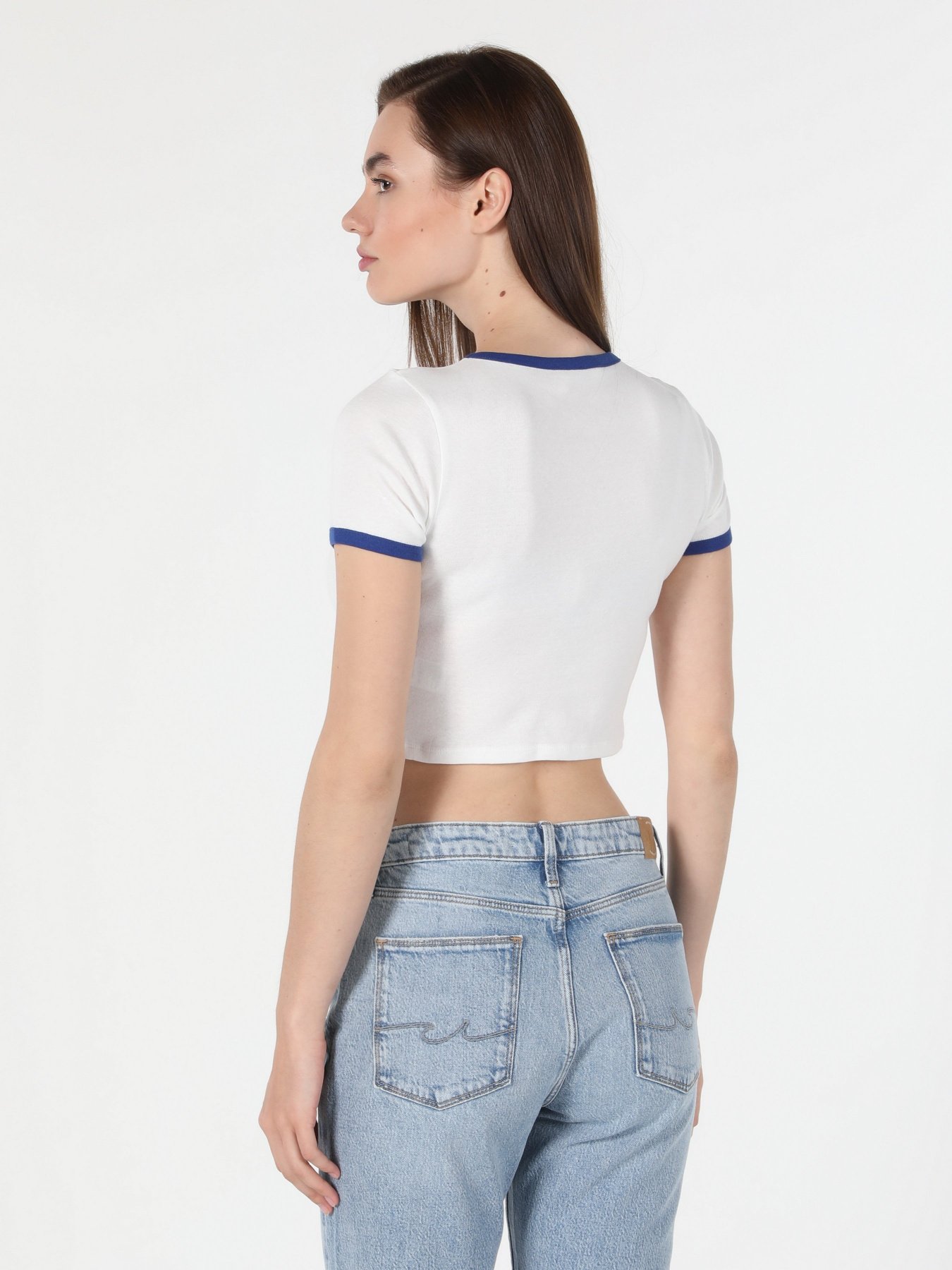 Футболка Colin’s модель CL1060174OFW Фото