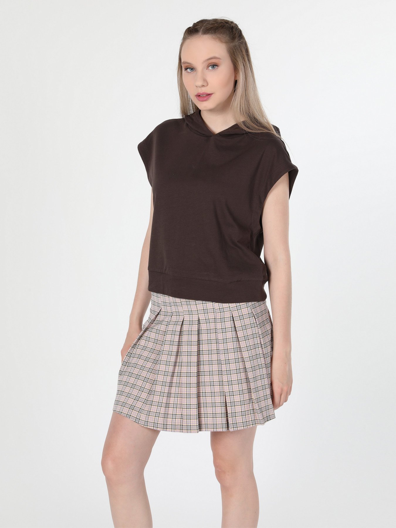 Футболка Colin’s модель CL1060582DBR Фото