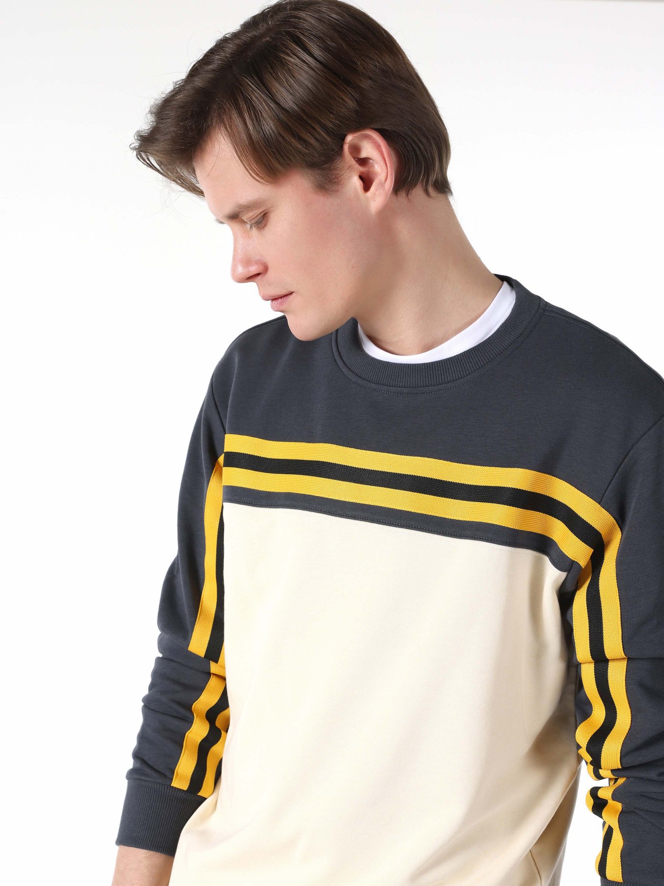 Світшот Colin’s модель CL1061641BEI Фото