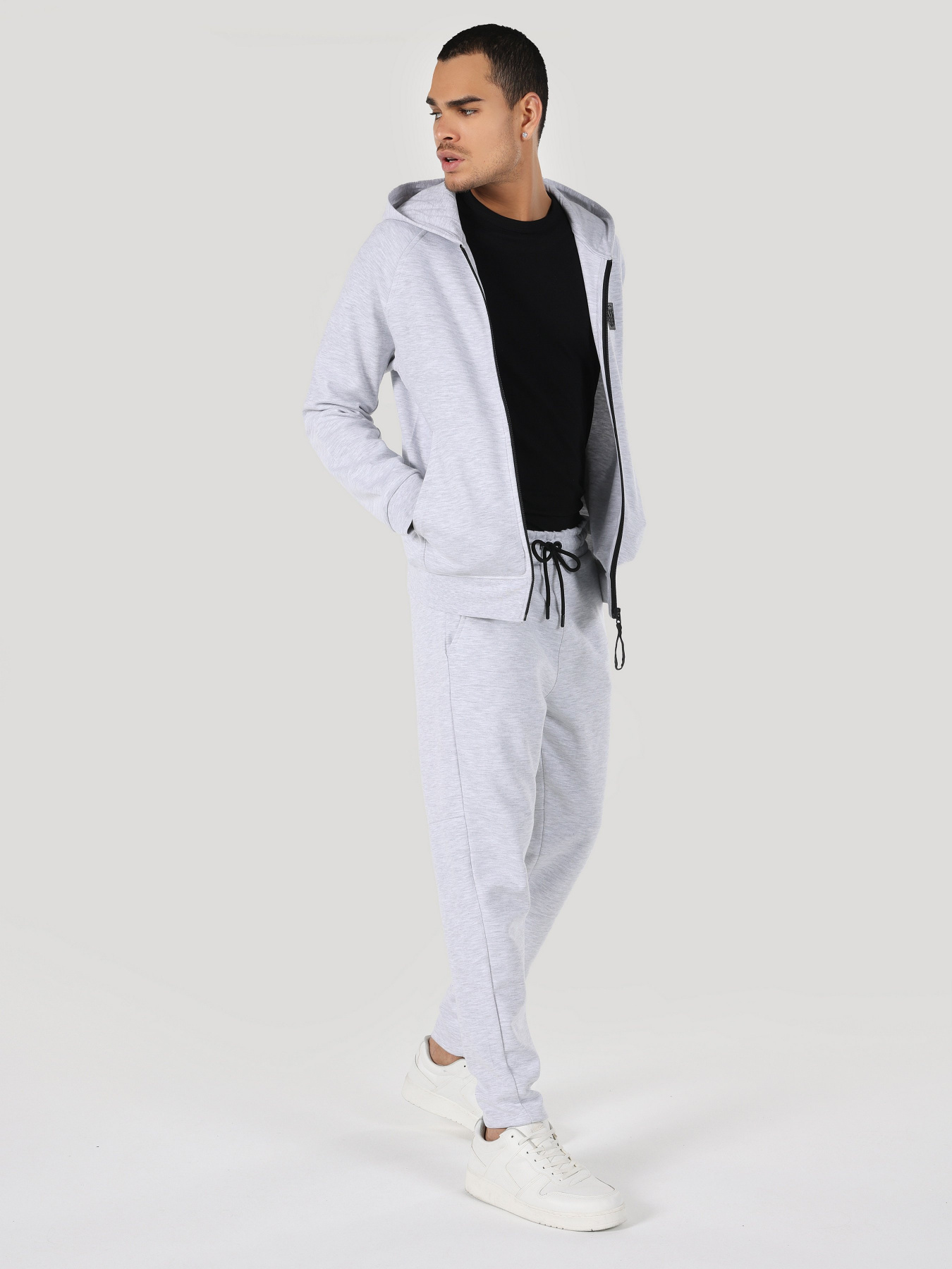 Кофта Colin’s модель CL1061742LGM Фото