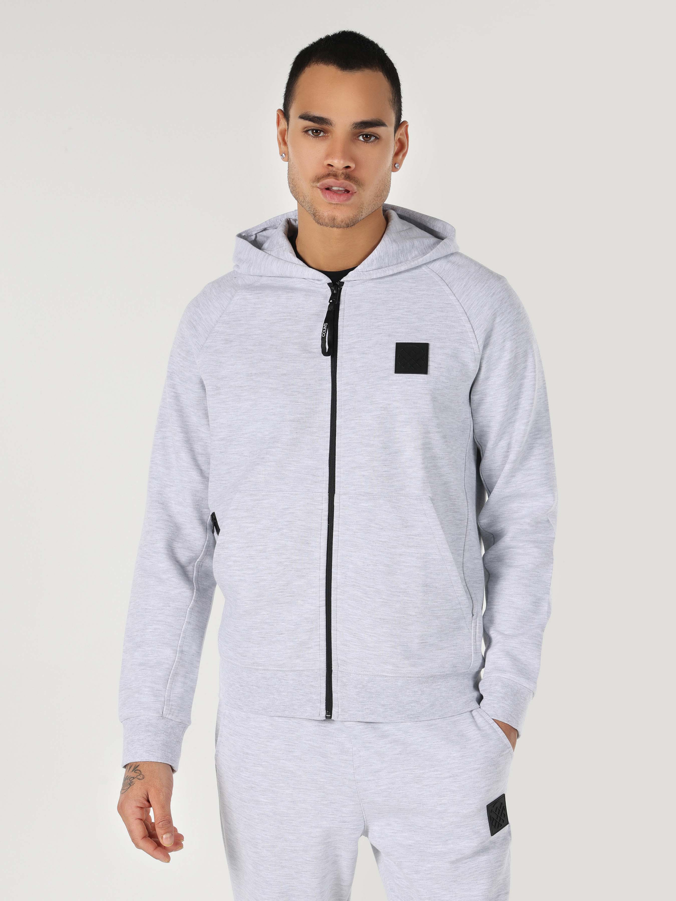 Кофта Colin’s модель CL1061742LGM Кофта Colin’s модель CL1061742LGM Фото