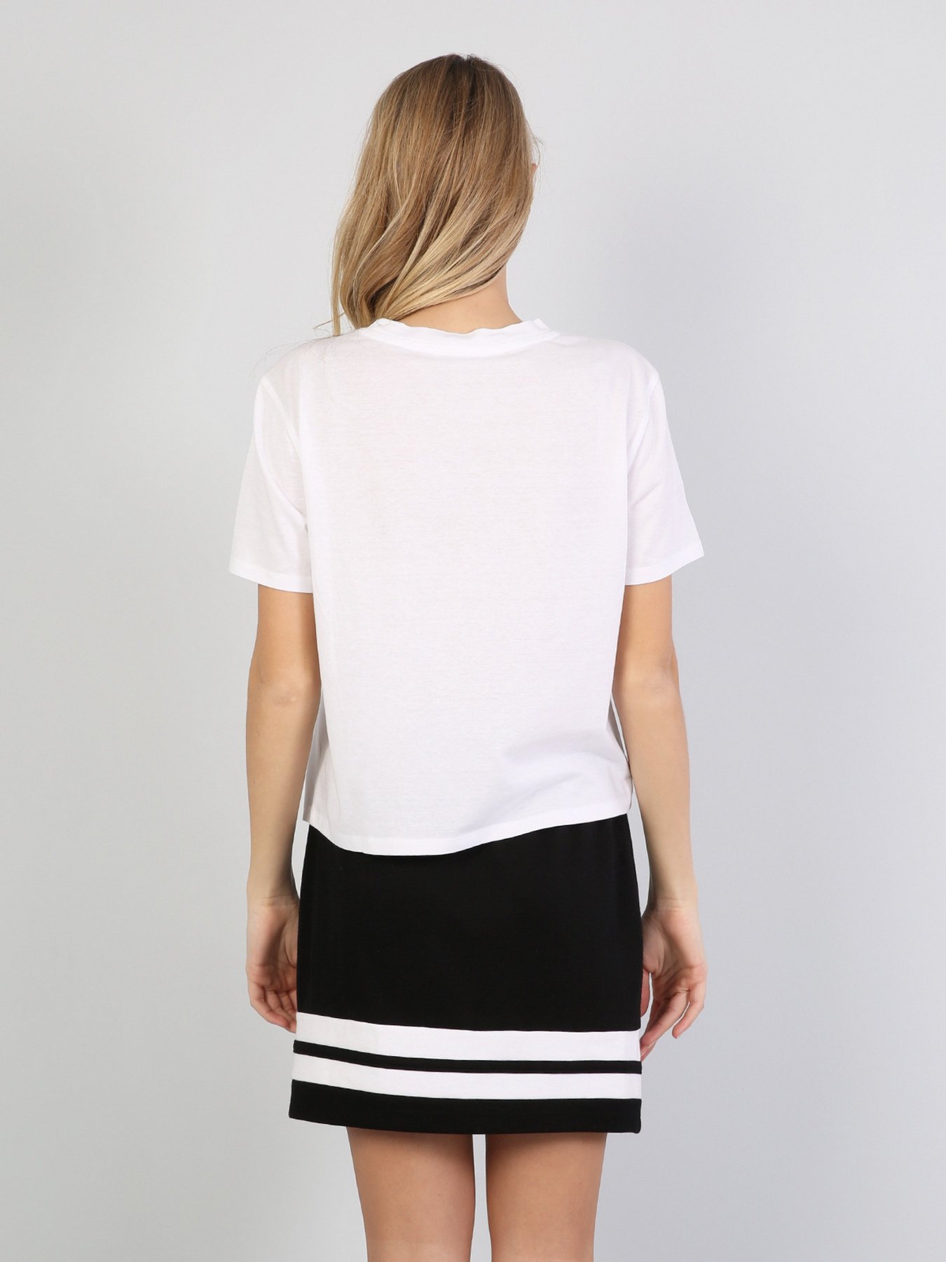 Футболки и поло Colin’s модель CL1041973WHT Футболки и поло Colin’s модель CL1041973WHT Фото