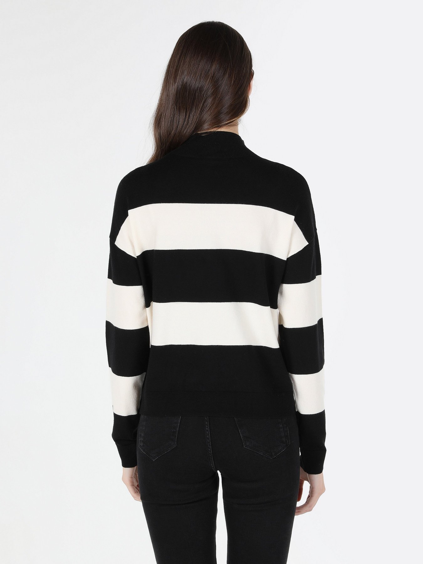 Кофта Colin’s модель CL1062009BLK Фото